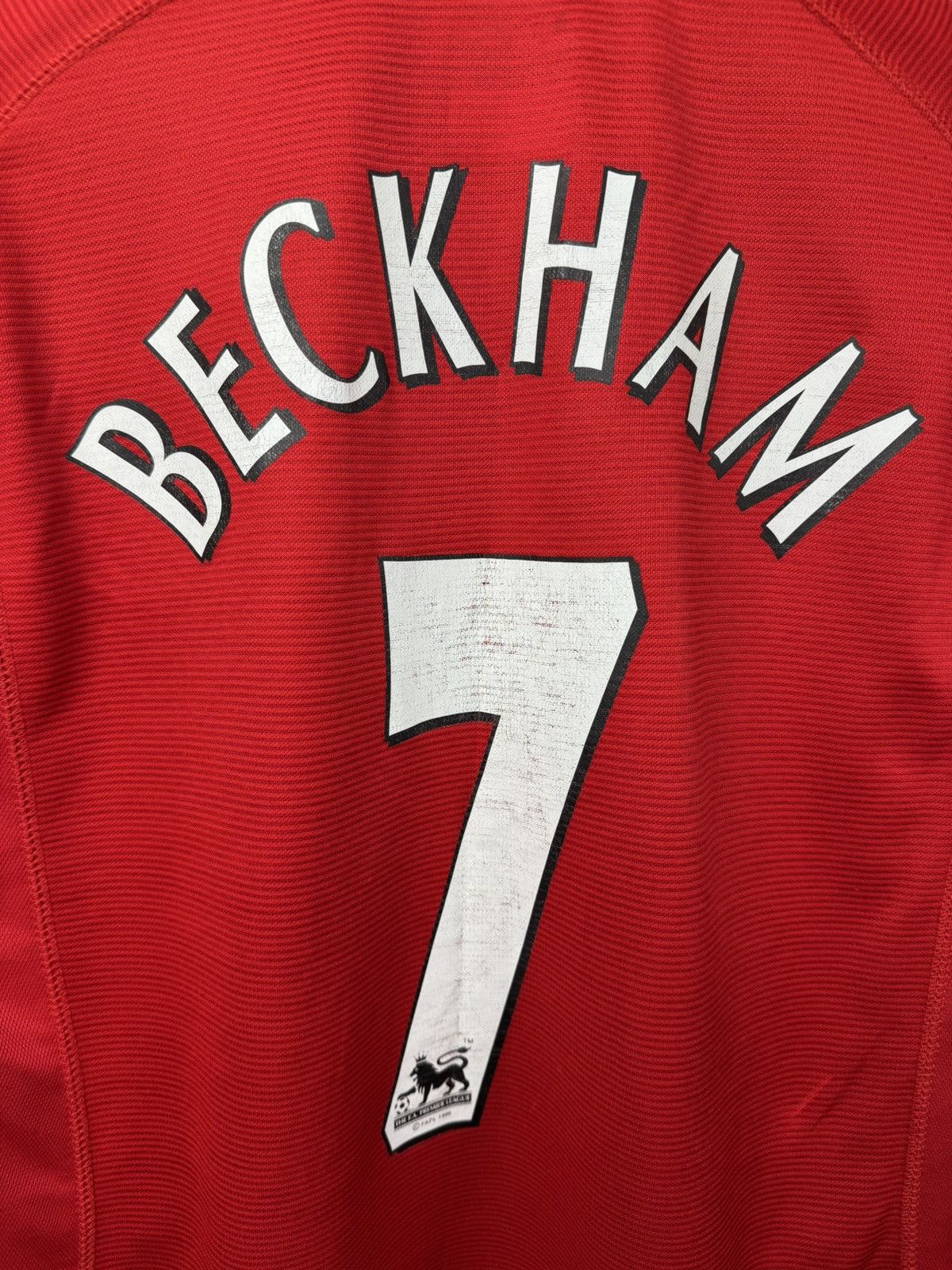 Umbro 2000 / 2002 Manchester United - Beckham #7 Umbro Archive Size US M / EU 48-50 / 2 - 15 Thumbnail