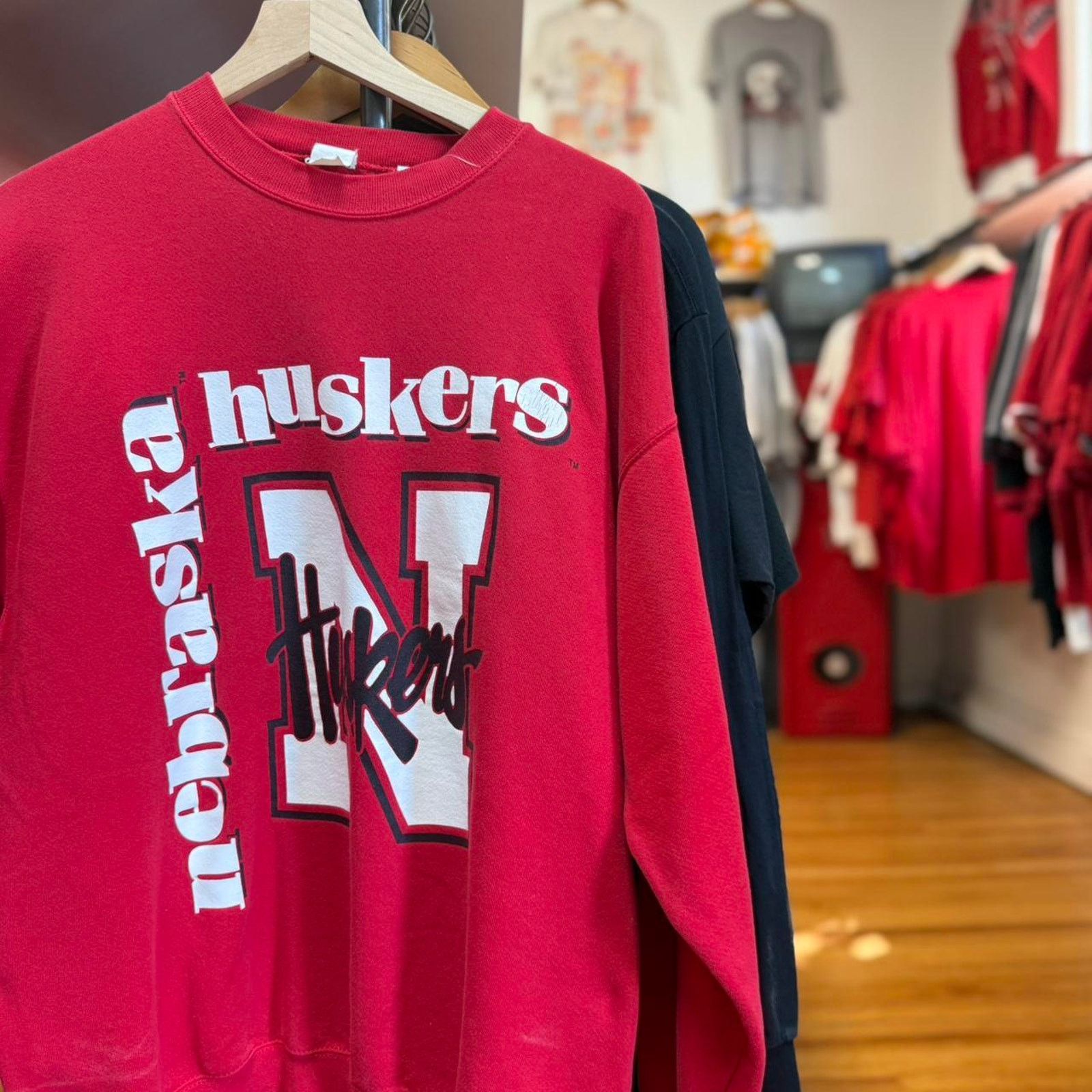 Vintage Vintage 90s Nebraska Huskers Crewneck Size US XL / EU 56 / 4 - 1 Thumbnail