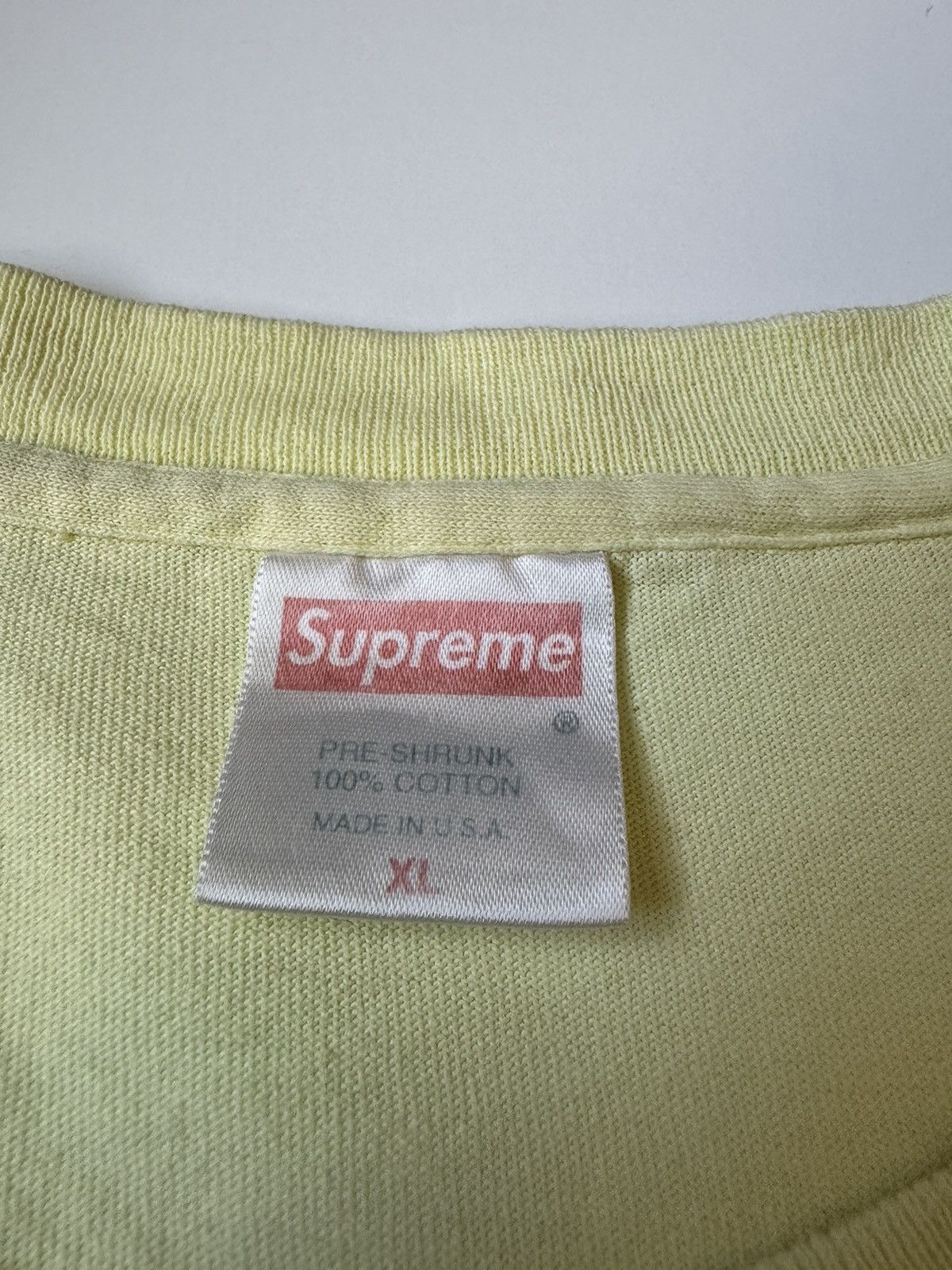 Supreme × Vintage 1999 Red on Lemonade Box Logo Tee Size US XL / EU 56 / 4 - 5 Thumbnail