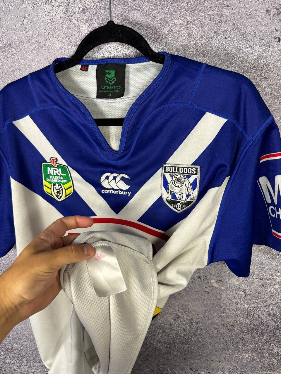 Canterbury of New Zealand Bulldogs 2017 Home Rugby League Jersey NRL Canterbury XL Size US XL / EU 56 / 4 - 13 Thumbnail