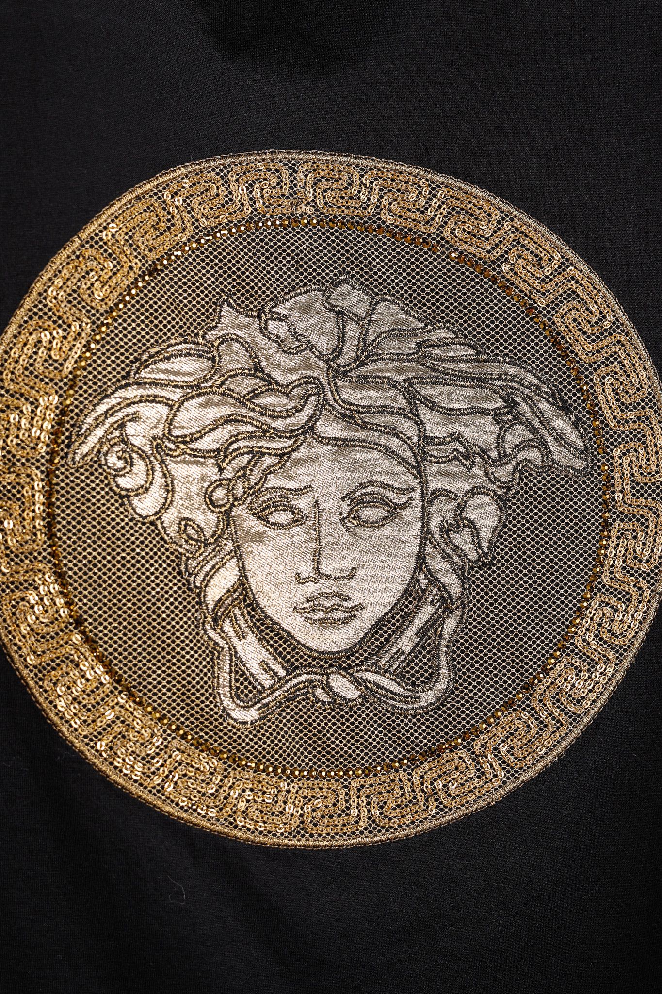Versace Versace Cotton Jersey Rhinestone & Chainlink Medusa Tee Size L / US 10 / IT 46 - 6 Thumbnail