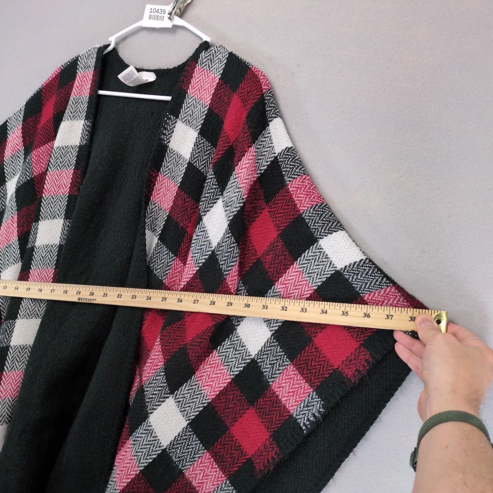 Woolrich Woolen Mills Woolrich Reversible Poncho Womens Red Plaid Black Open Front Size ONE SIZE - 4 Thumbnail