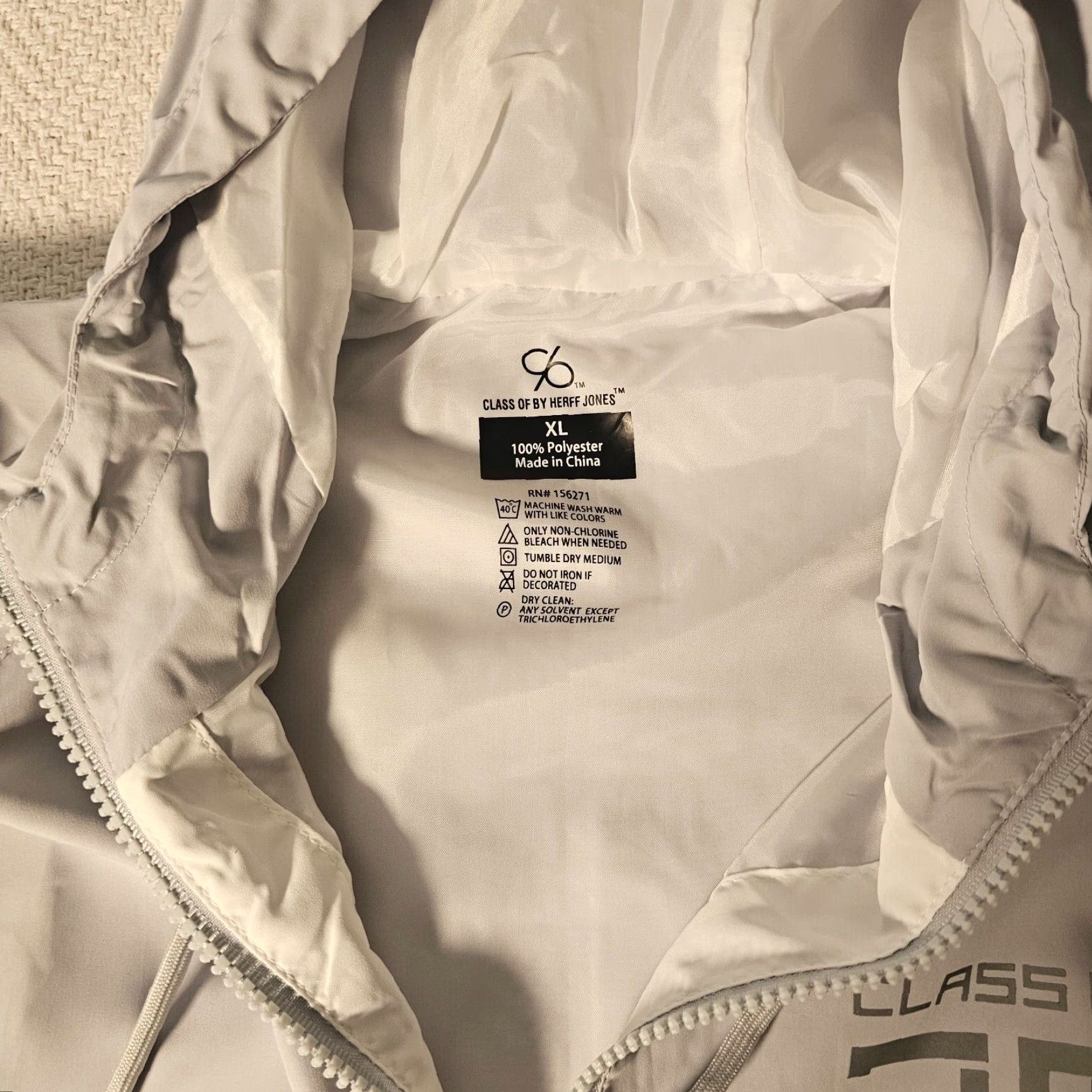 Vintage Herff Jones Windbreaker Jacket XL Hooded Full Zip White Gray Class of 2023 Size US XL / EU 56 / 4 - 2 Thumbnail