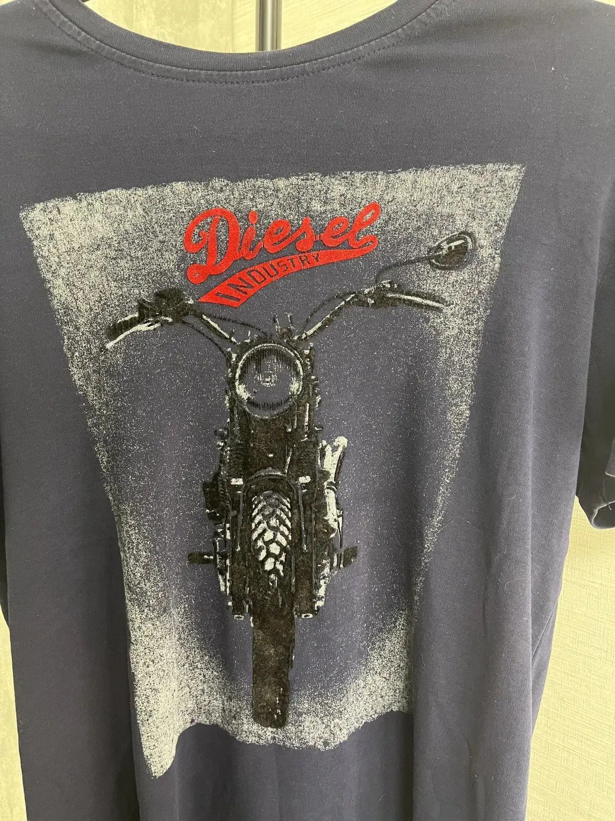 Diesel Vintage Diesel Motorcycle Graphic T-Shirt Navy Blue XL Size US XL / EU 56 / 4 - 2 Thumbnail