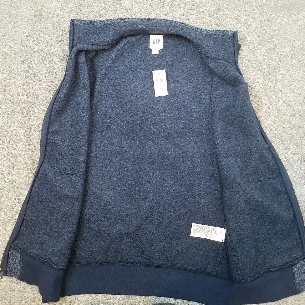 Gap NWT Men's Gap sweater fleece vest navy blue heather sz S Size US S / EU 44-46 / 1 - 3 Thumbnail