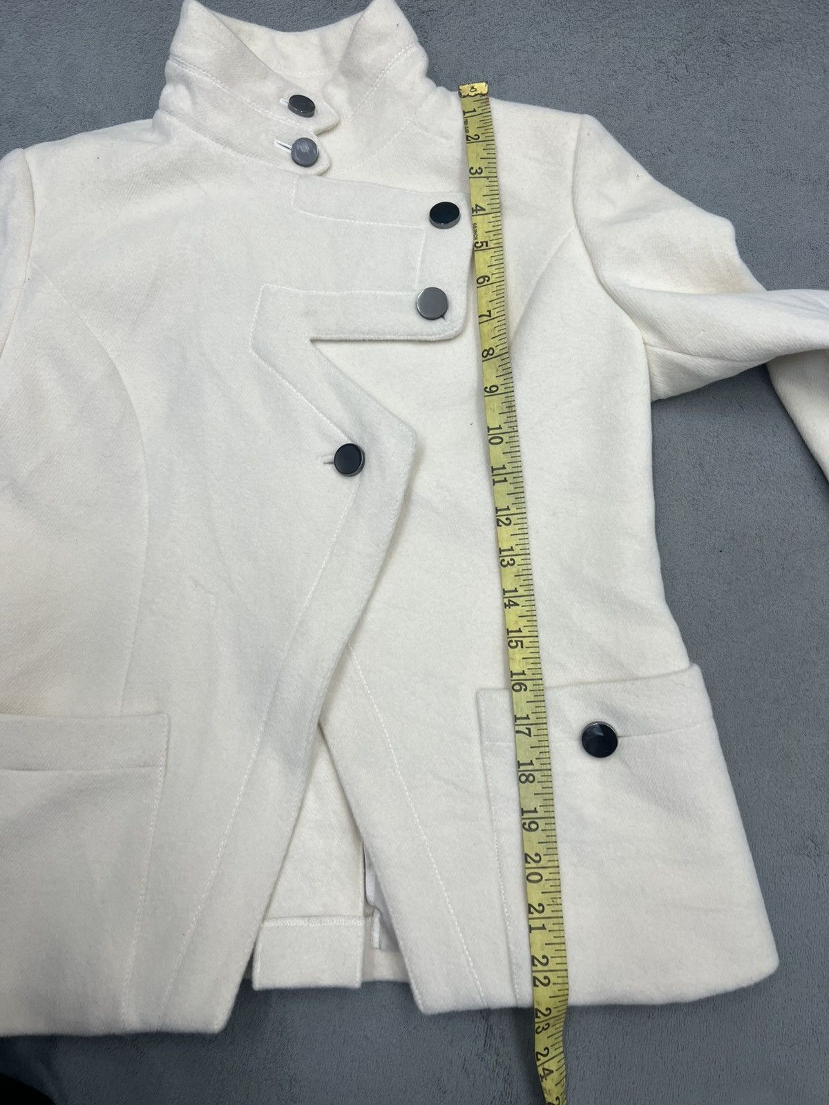 Karl Lagerfeld KARL LAGERFELD ASYMMETRICAL BUTTON WOOL JACKET Size S / US 4 / IT 40 - 13 Thumbnail