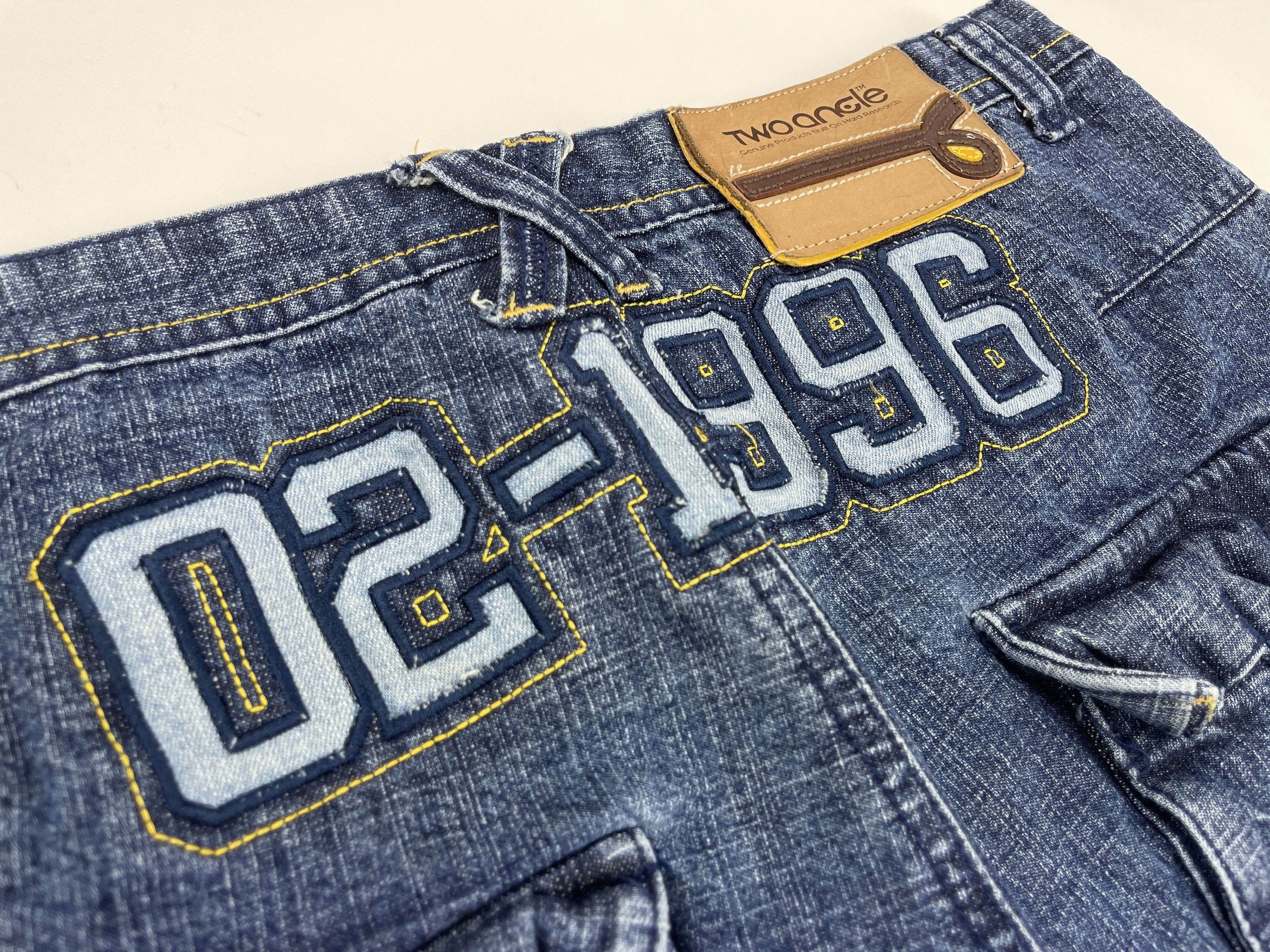 Other Two Angels jeans shorts, vintage baggy denim, 90s skater 34 Size US 34 / EU 50 - 6 Thumbnail