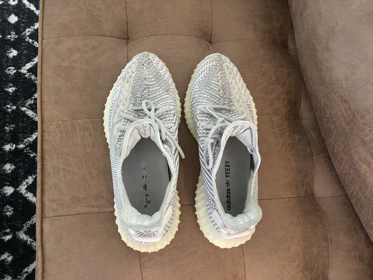 Yeezy adidas Yeezy Boost 350 V2 Static Non-Reflective Size US 10.5 / EU 43-44 - 4 Thumbnail