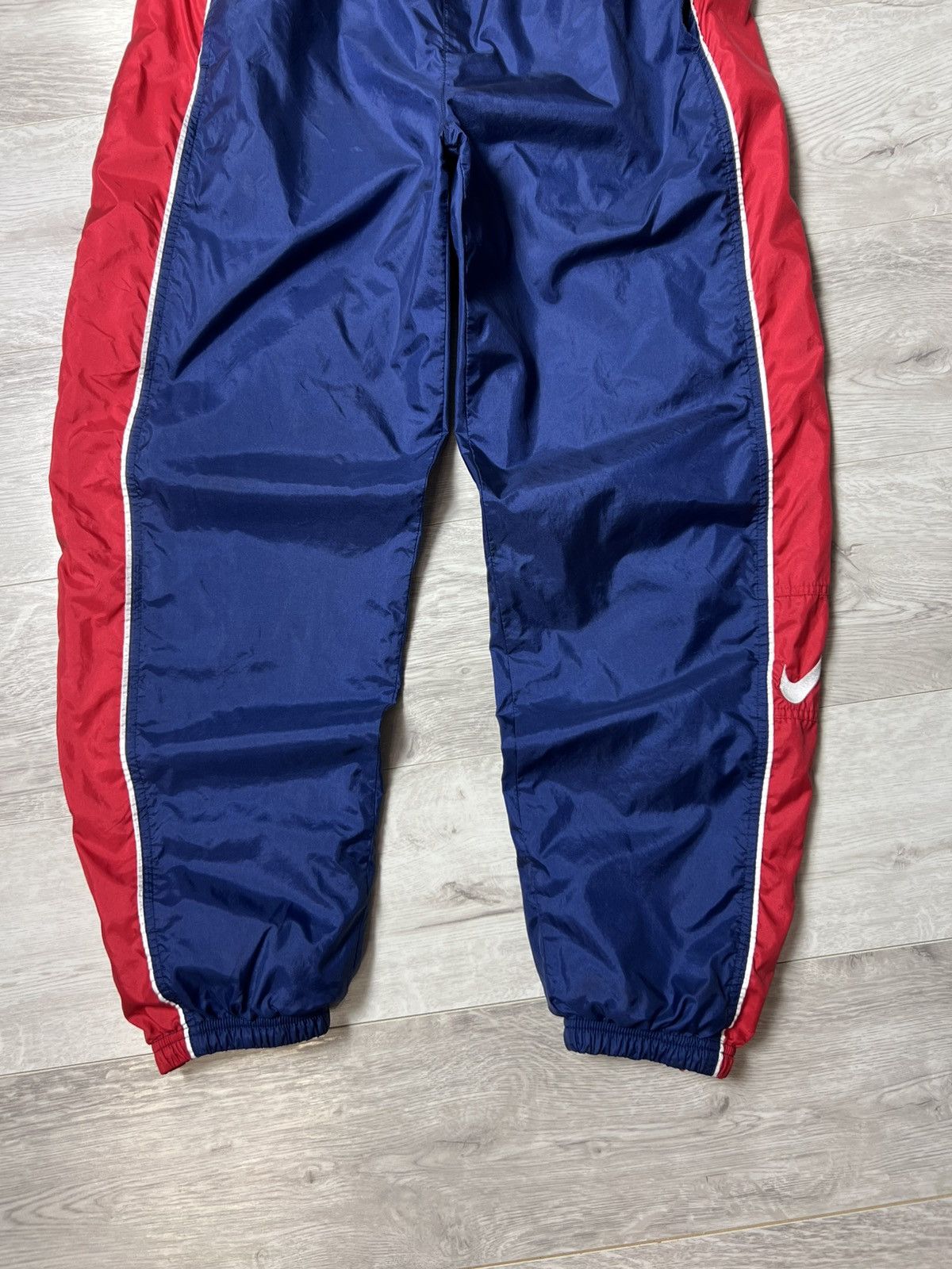Nike 90s Vintage Nike Drill Nylon Track Suit Embroidered Big Logo Size US L / EU 52-54 / 3 - 16 Thumbnail
