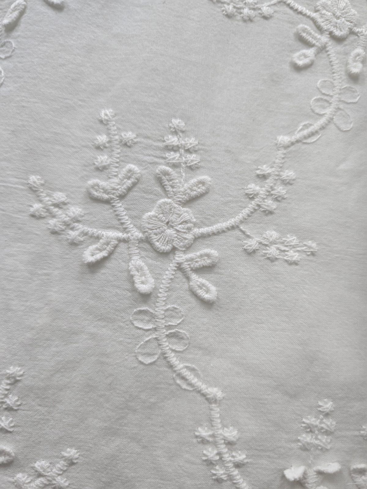 Other My Jwellery White Ruffled Broderie Anglaise Blouse Size M / US 6-8 / IT 42-44 - 3 Thumbnail