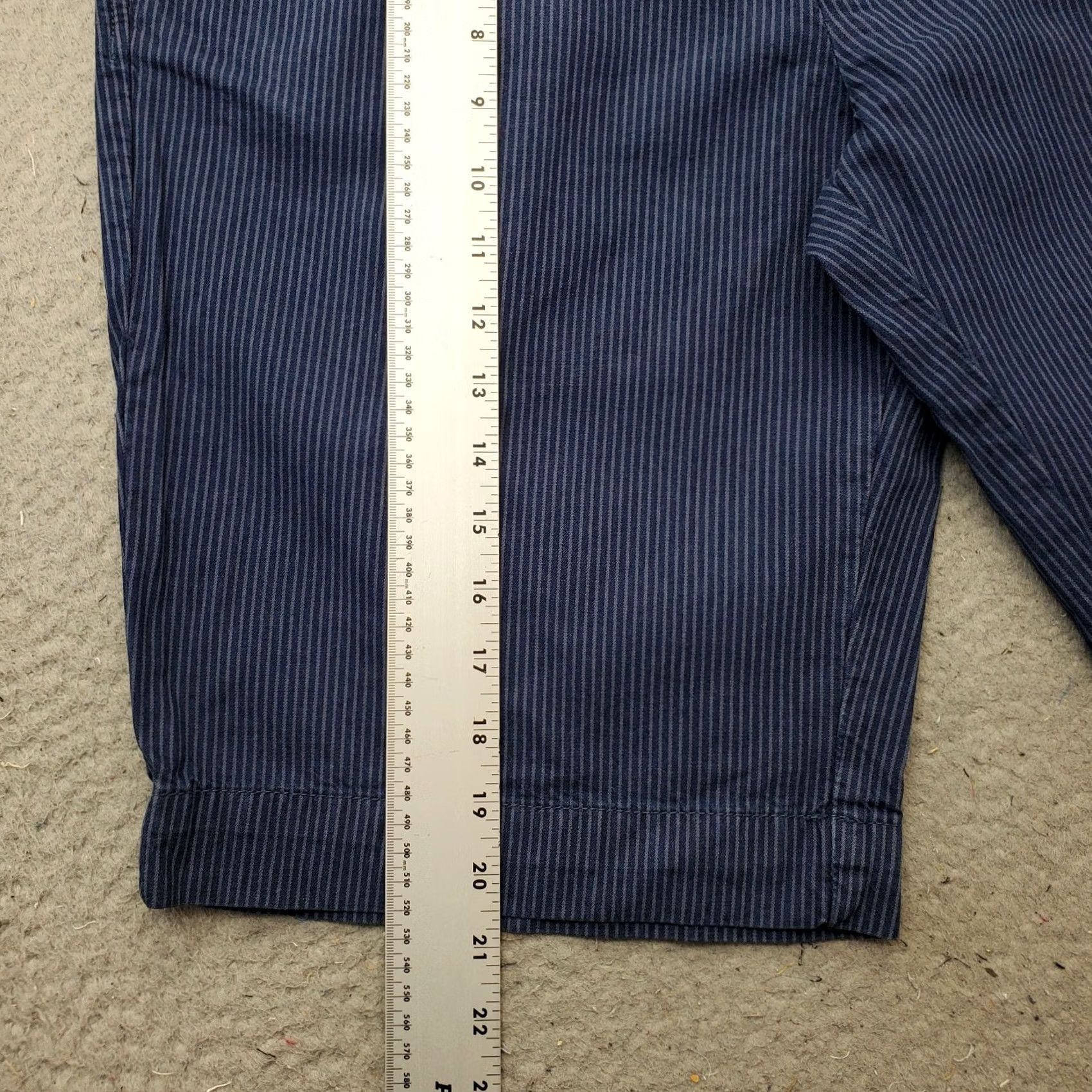 Vintage Vtg Tiffosi Bermuda Shorts Mens Medium Multi Pinstripe Flat Front Belted Waist Mens Size M Twist on Front Shaped Pocket Size US 31 - 3 Thumbnail
