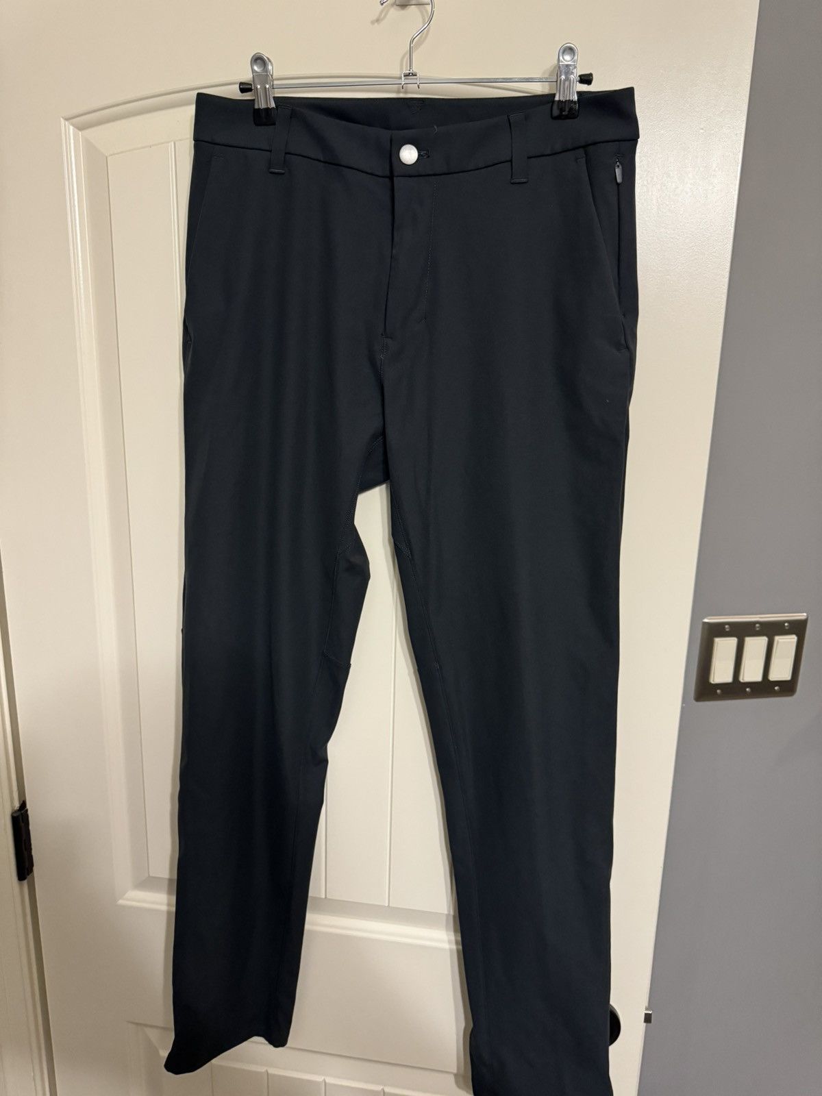Lululemon Lululemon chino dress pants