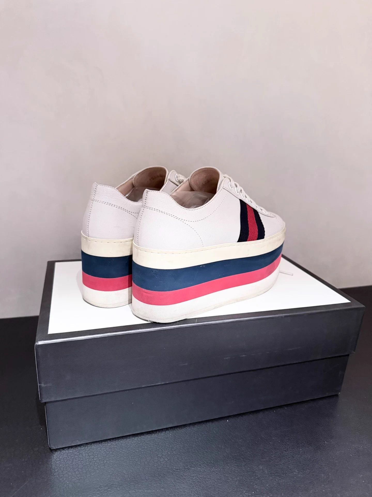 Gucci Gucci Women's Color Blocked Platform Shoes Size 35.5 Size US 5 / IT 35 - 2 Thumbnail