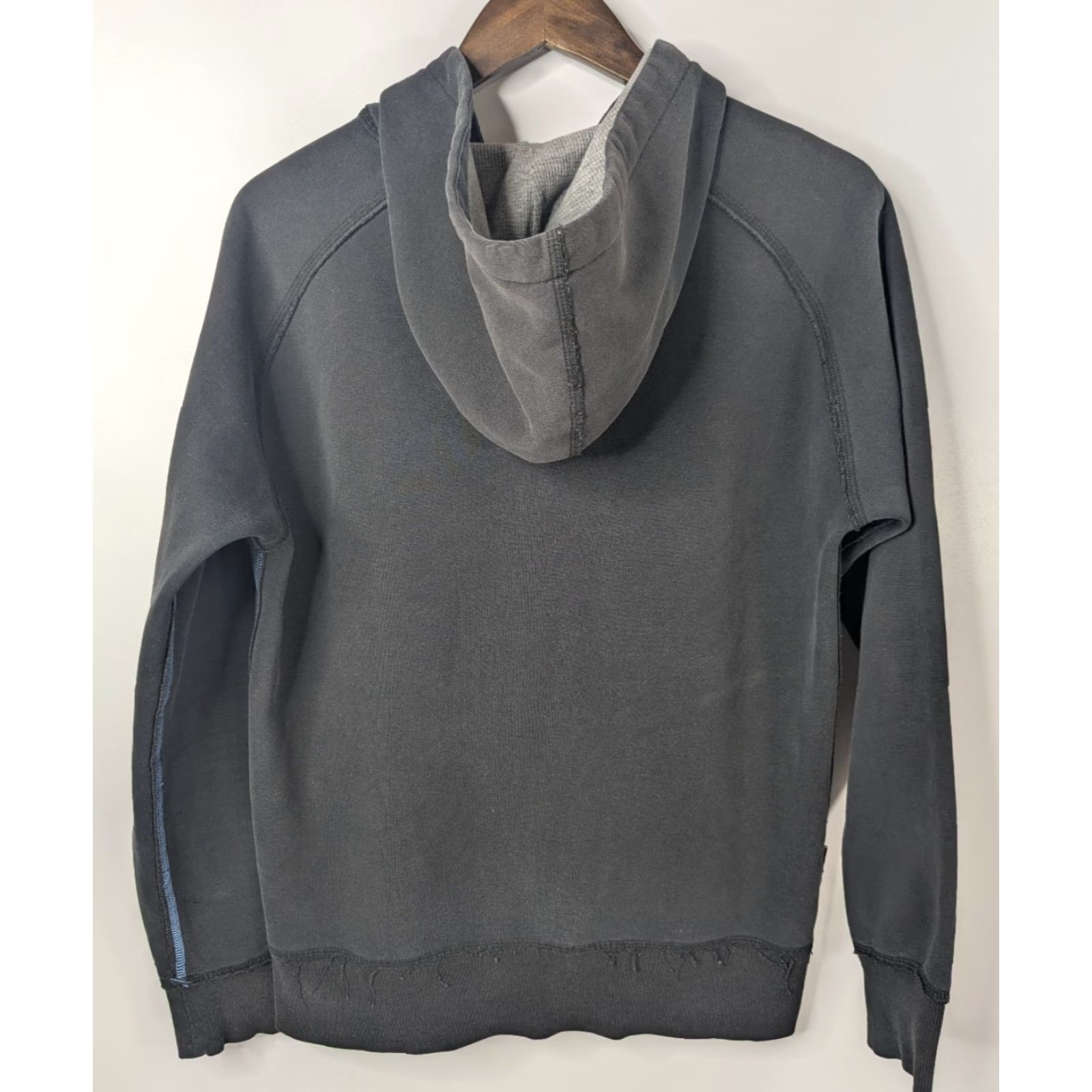 Vintage VINTAGE Triple Five Soul Pullover Hooded Shirt Mens L Gray Distressed Y2K Street Button Neck Size US L / EU 52-54 / 3 - 7 Thumbnail