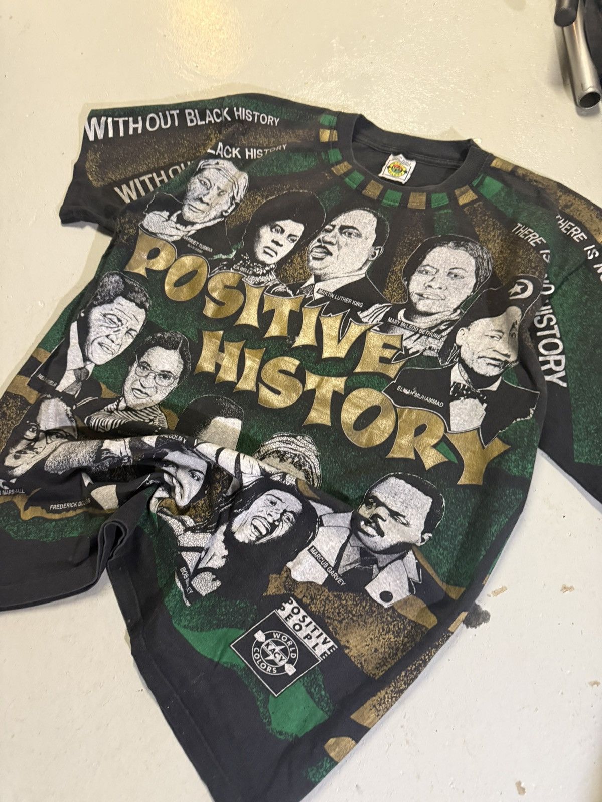 Vintage Vintage 90s Positive History All Over Print Shirt Size US XL / EU 56 / 4 - 1 Thumbnail