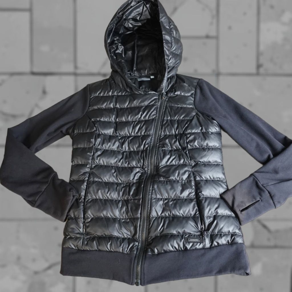 Athleta Athleta Jacket Women S Black Full Zip Hooded Down Puffer Winter Fall 77255 Size S / US 4 / IT 40 - 1 Thumbnail