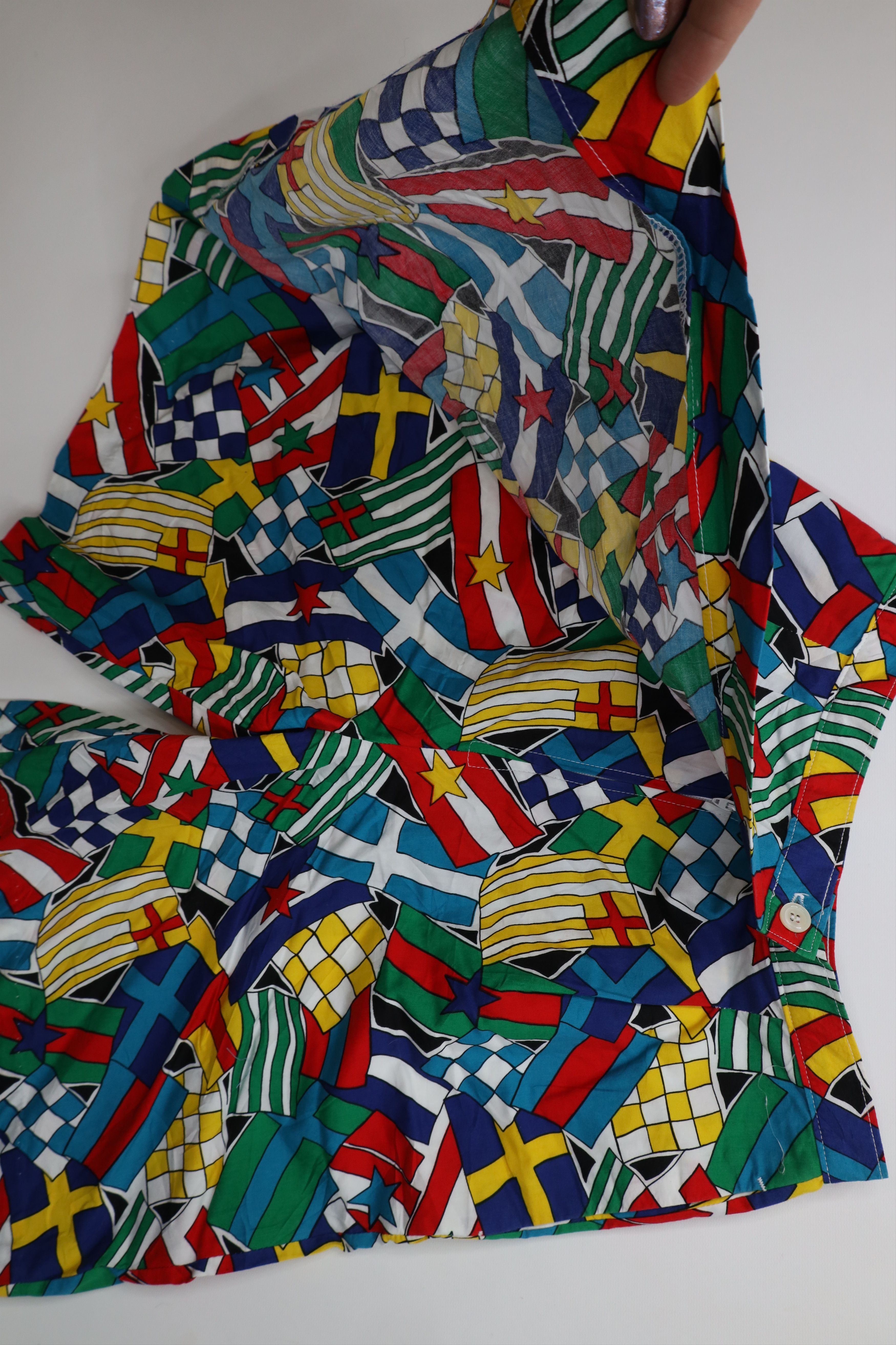 Vintage Vintage 90s Streetwear Flags Wrap Skirt Shorts USA Cotton Size 32" / US 10 / IT 46 - 5 Thumbnail