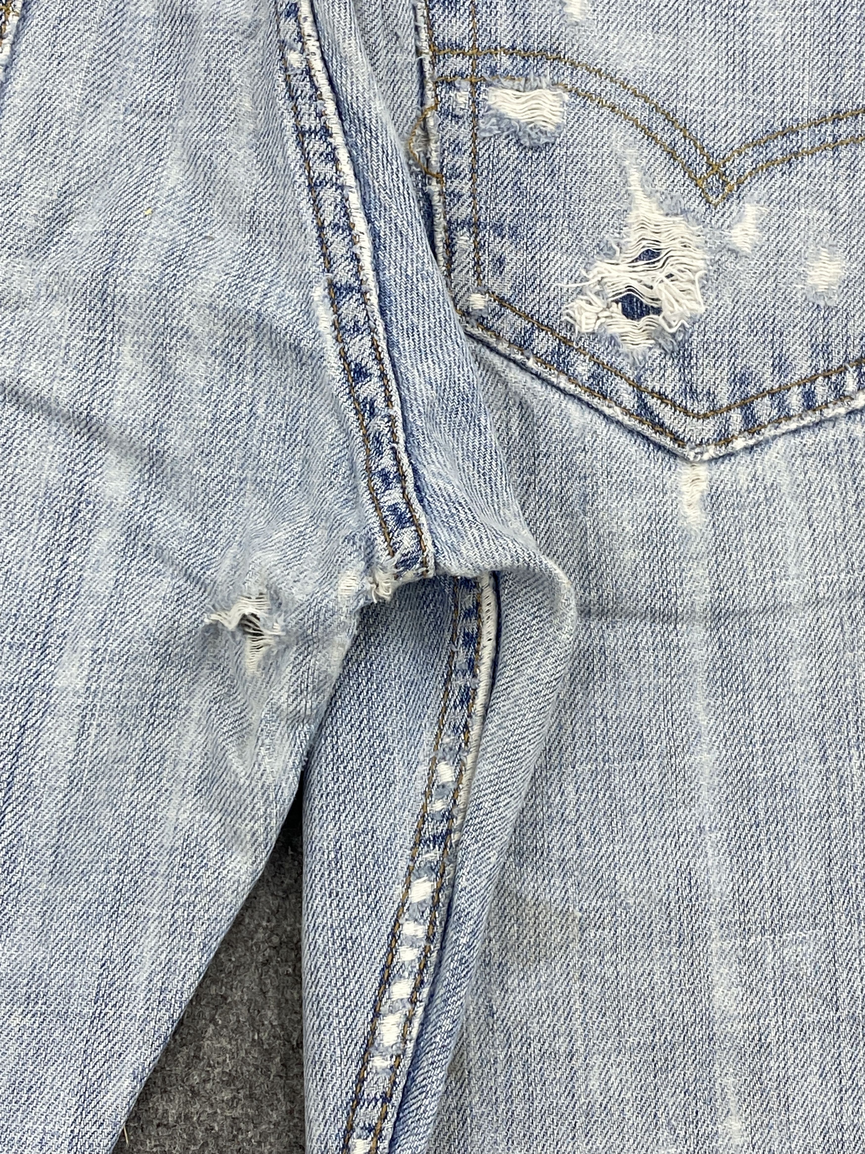 Levi's Distressed Vintage Levis 527 Flared Bootcut Denim DP2707 Size US 28 / EU 44 - 17 Thumbnail