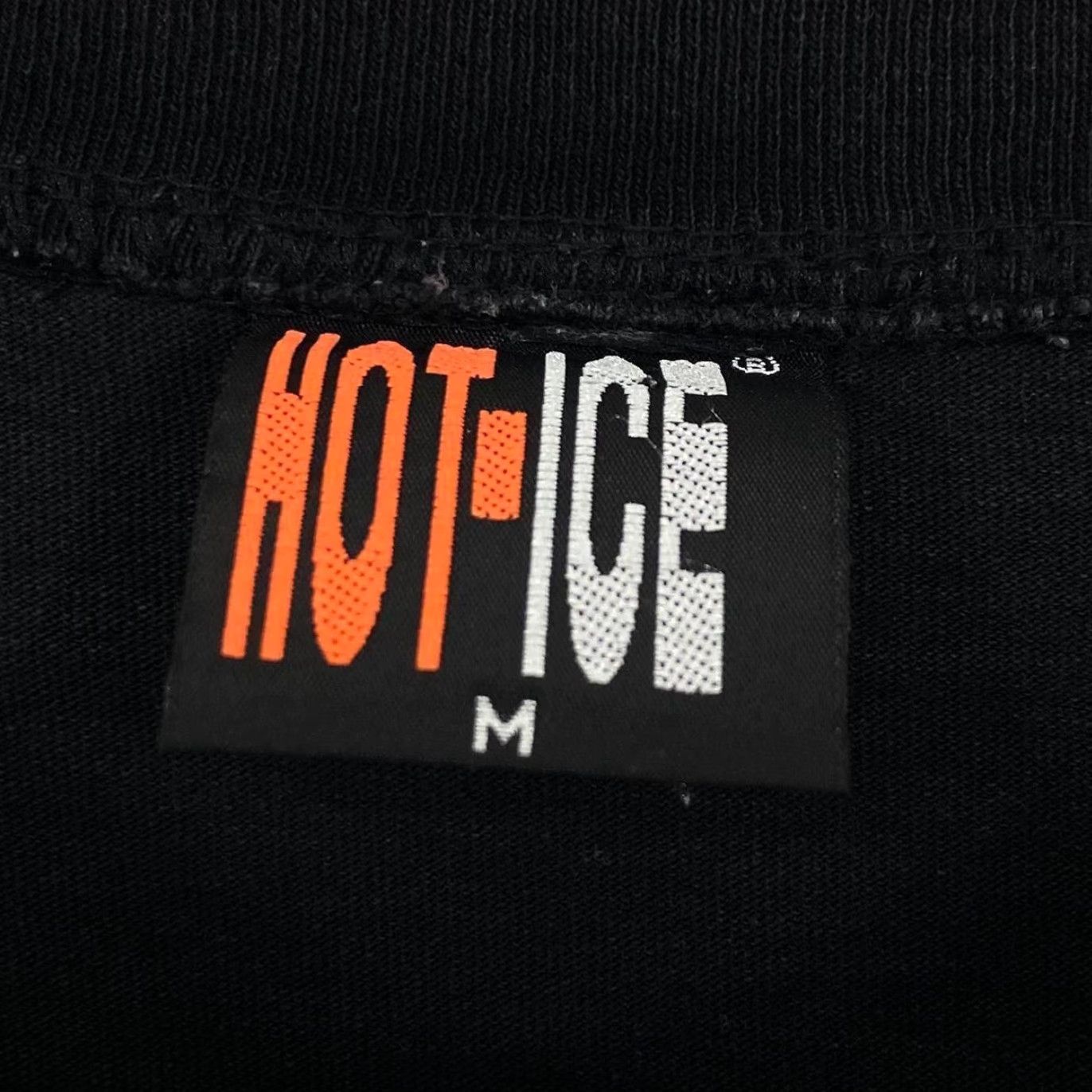 Vintage VINTAGE Hot-Ice Tiger Animal Nature Graphic Black T-Shirt M Mens Regular Short Sleeve Cotton Graphic Print 90s Theme Tiger Back Print Size US M / EU 48-50 / 2 - 3 Thumbnail