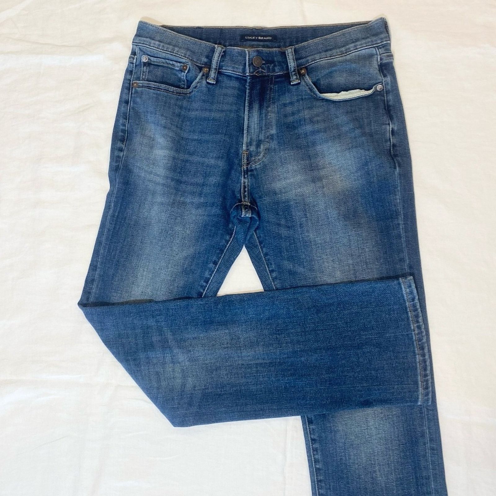 Lucky Brand Lucky Brand Men's 410 Athletic Slim Stretch Jeans - 31x32 Size US 31 - 2 Thumbnail