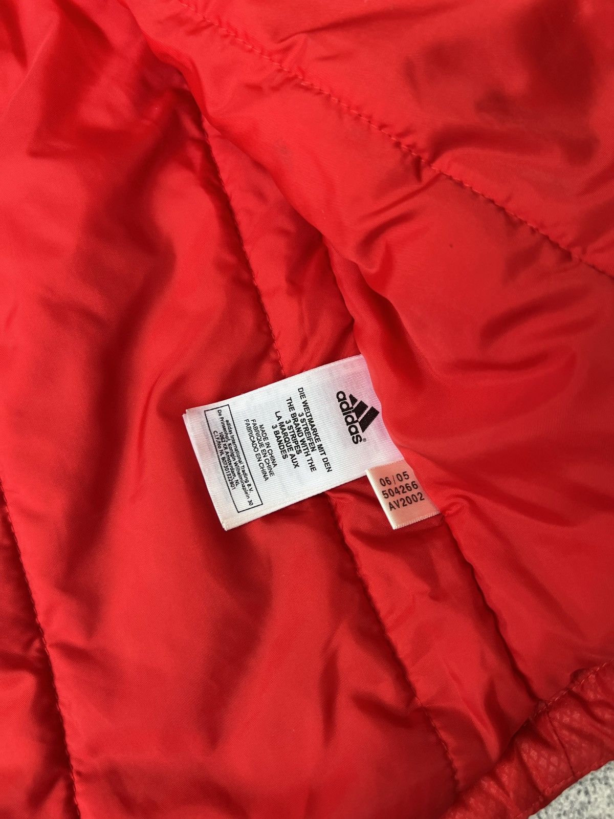 Adidas × Vintage Bayern Munchen Vintage Y2K Adidas Soccer Puffer Jacket Size US XL / EU 56 / 4 - 10 Thumbnail