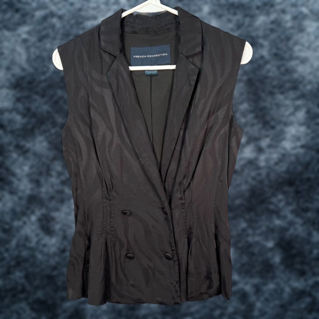 French Connection French Connection Womens Size 2 Black Sleeveless Double-Breasted Vest Shirt Womens Black Sleeveless Double-Breasted Vest Portrait Size XS / US 0-2 / IT 36-38 - 1 Thumbnail