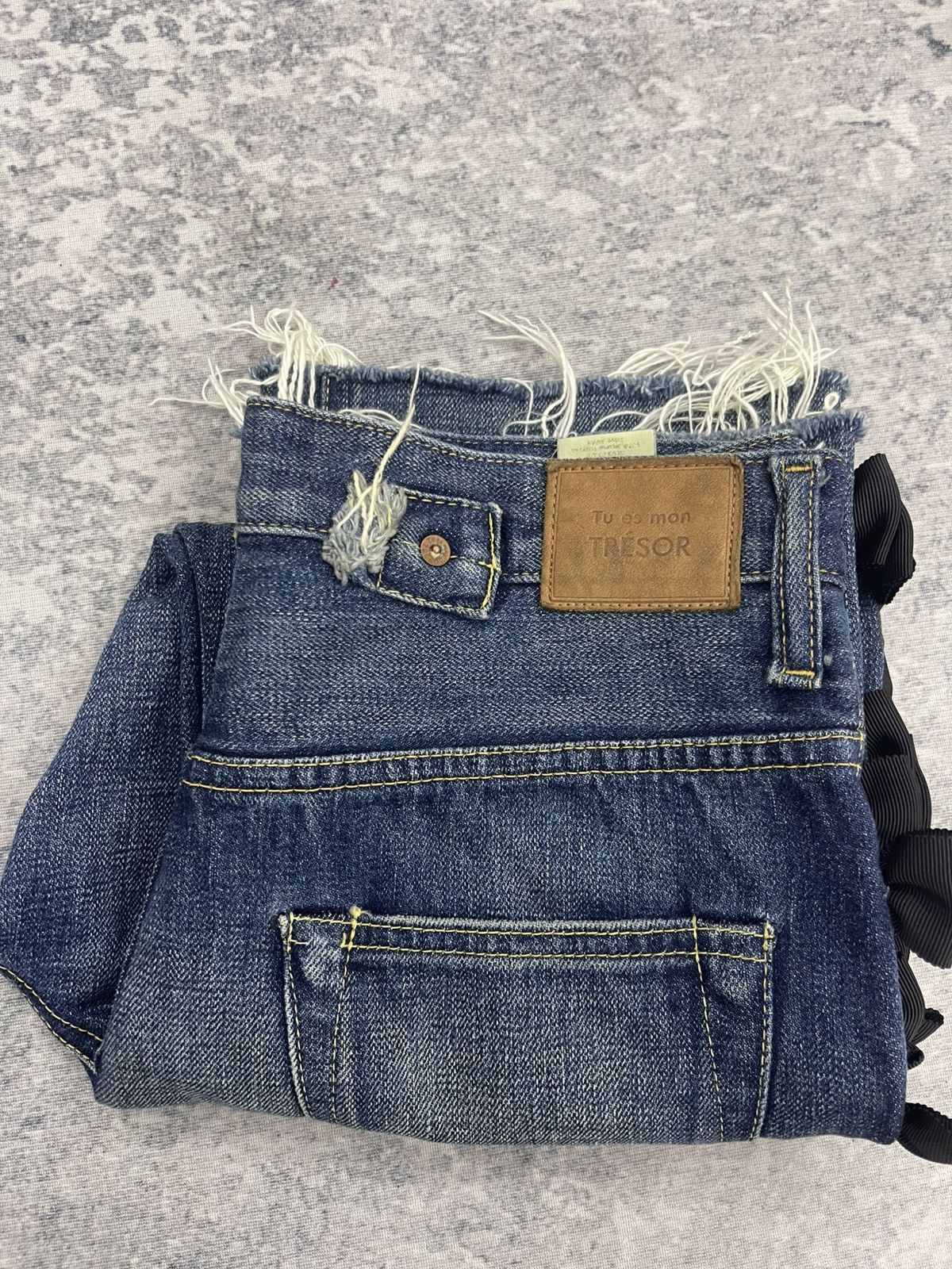 Japanese Brand Tu Es Mon Trésor Selvedge Fly Button Distressed Denim Size US 28 / EU 44 - 20 Thumbnail