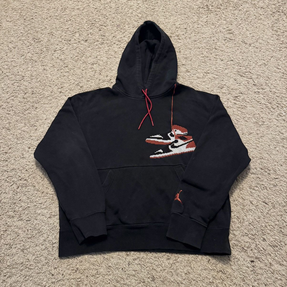 Jordan Brand VINTAGE NIKE JORDAN BRAND SNEAKER HOODIE Size US M / EU 48-50 / 2 - 1 Thumbnail