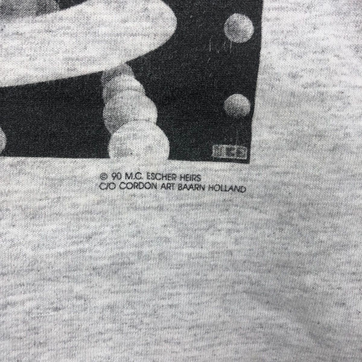 Vintage Vintage 1990 M.C. ESCHER Bond Of Union Lithograph Tee Shirt Size US M / EU 48-50 / 2 - 3 Thumbnail
