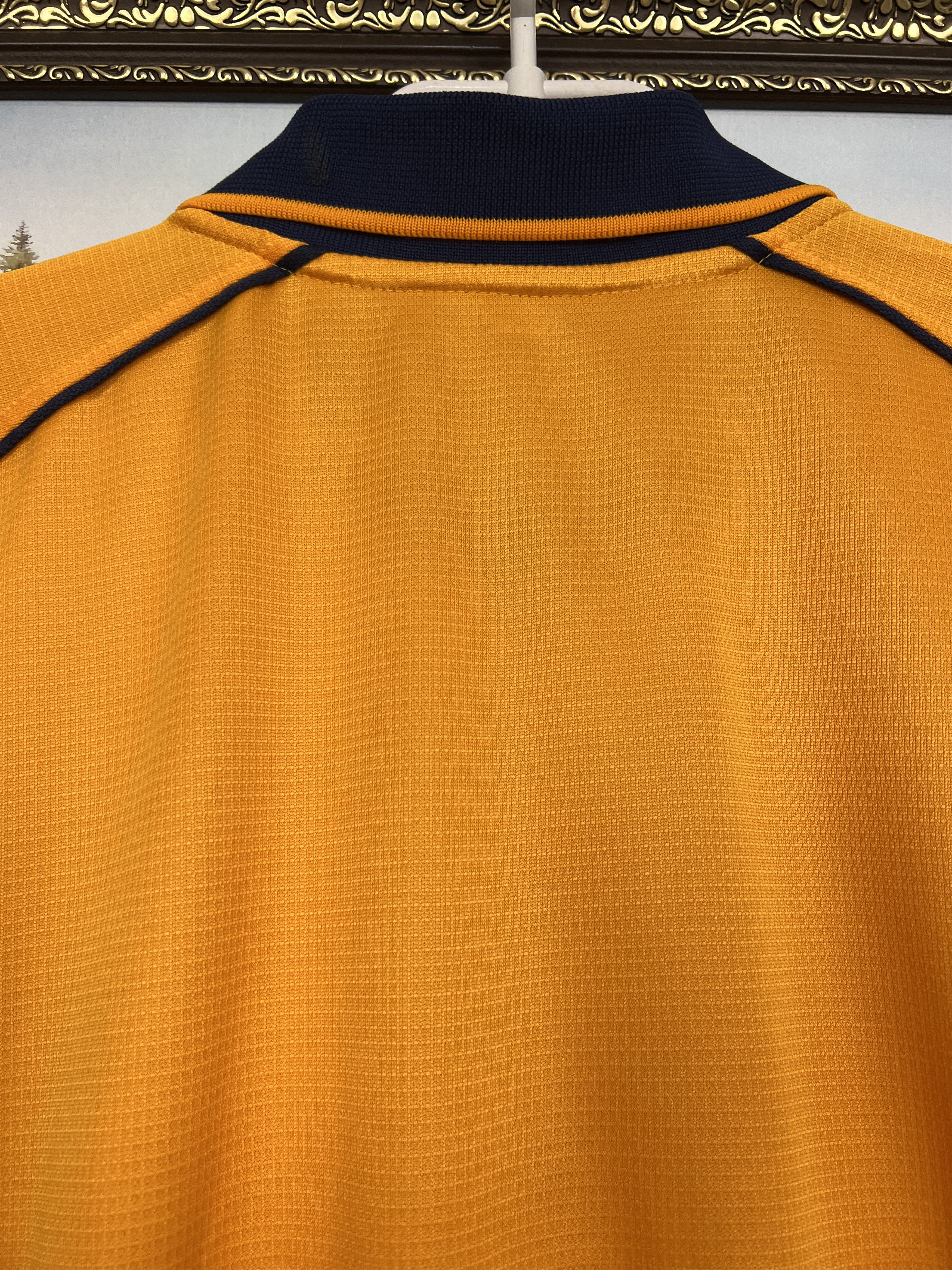 Reebok Liverpool Away football shirt 2000 Soccer Reebok Jersey Size US L / EU 52-54 / 3 - 12 Thumbnail