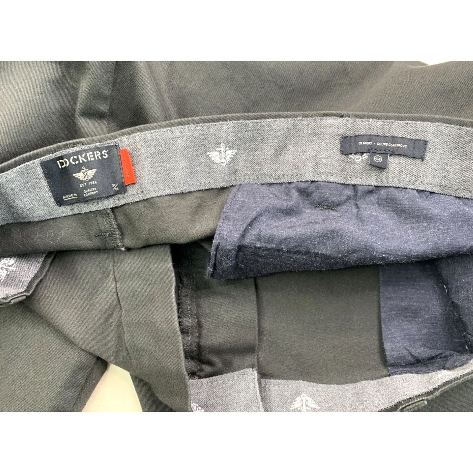 Dockers Dockers Khakis Pants Mens 44x30 Easy Care Classic Beige Gray Solid Zip Casual Business Travel EUC Size US 44 / EU 60 - 5 Thumbnail