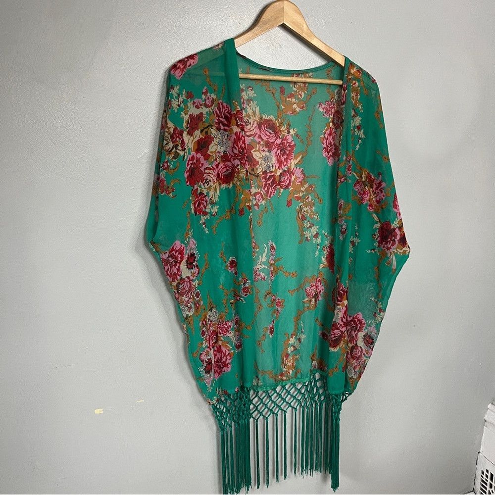 The Unbranded Brand Boho Floral Hippy Kimono Beach Coverup Tassel Cape Loose Size XS / US 0-2 / IT 36-38 - 3 Thumbnail