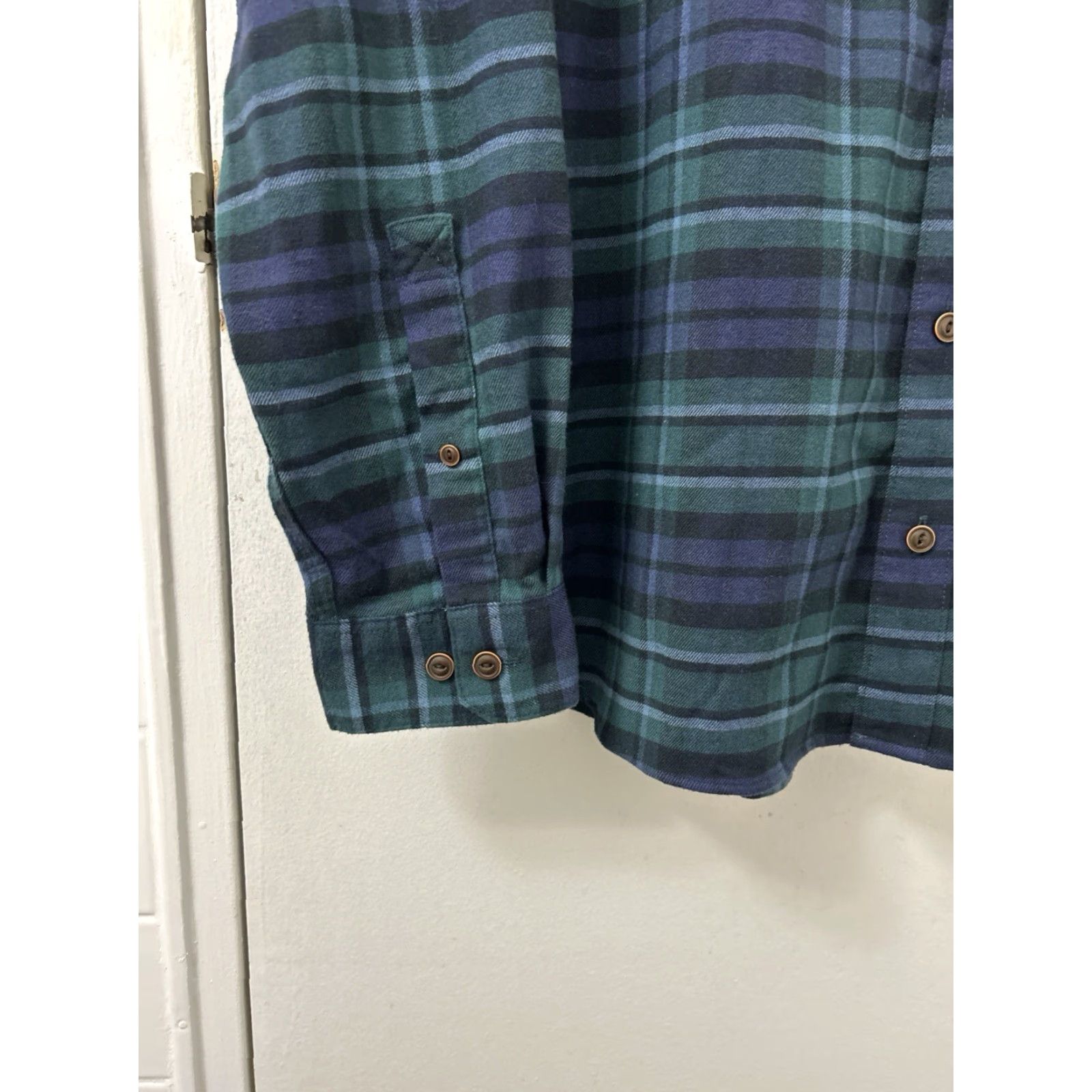 Vintage LL Bean Beanflex All Season Flannel Shirt Mens L Green Plaid Traditional 513053 Size US L / EU 52-54 / 3 - 7 Thumbnail