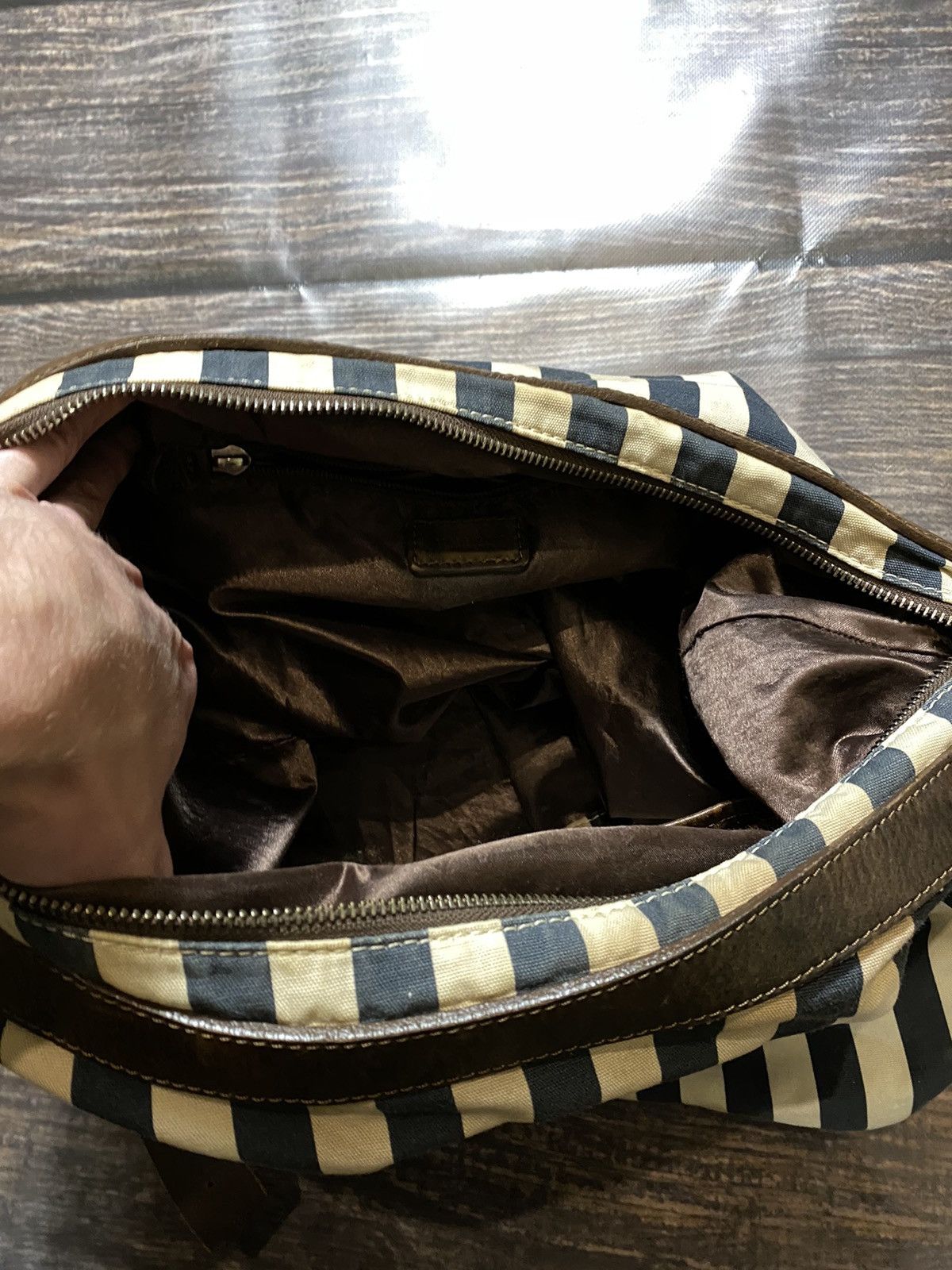 Dolce & Gabbana × Vintage 🔥DOLCE GABBANA STRIPED LEATHER BAG Size ONE SIZE - 11 Thumbnail