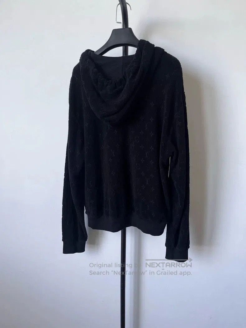Louis Vuitton LOUIS VUITTON Black Zip Hoodie Sweatshirt. Size US S / EU 44-46 / 1 - 2 Thumbnail