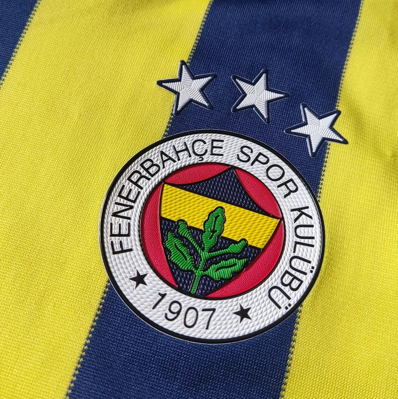 Adidas Fenerbahce 2020 2021 HOME FOOTBALL JERSEY ADIDAS GD3746 Size US M / EU 48-50 / 2 - 5 Thumbnail