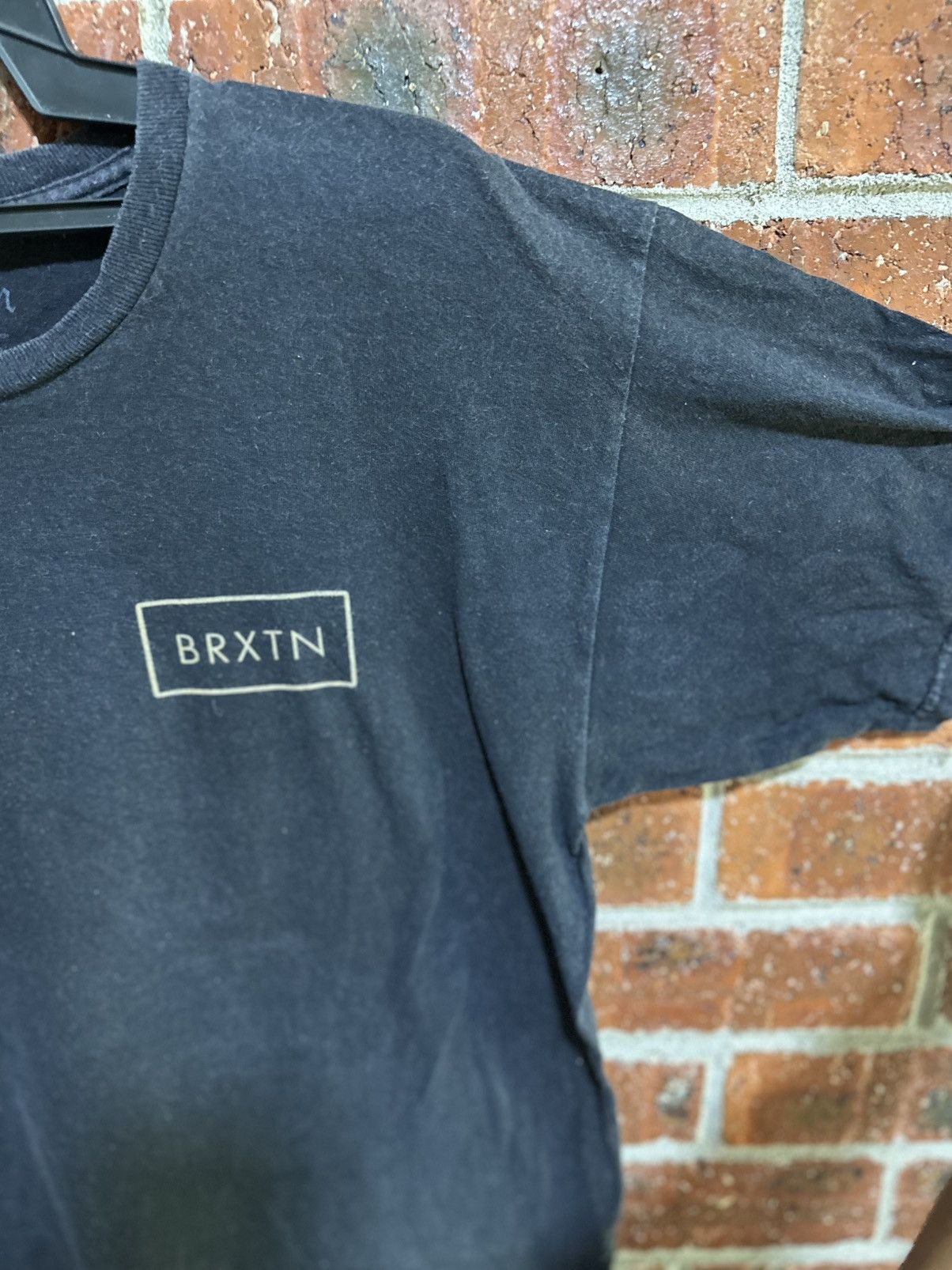 Brixton Thrashed Vintage Brixton Skateboard Box Logo Faded Tee Size US L / EU 52-54 / 3 - 8 Thumbnail