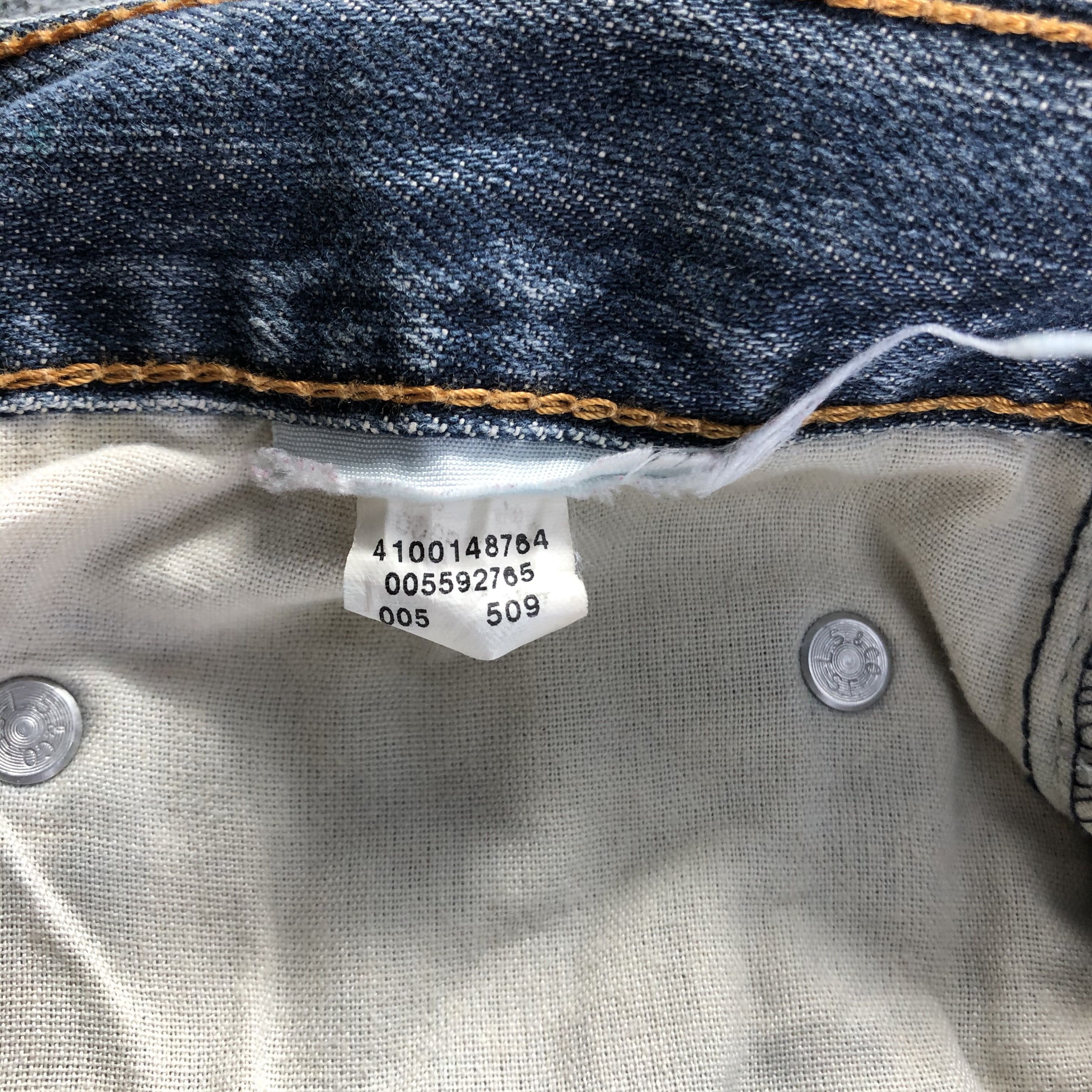 Levi's Vintage Blue Wash Levis 559 Jeans-J3026 Size US 35 - 9 Thumbnail