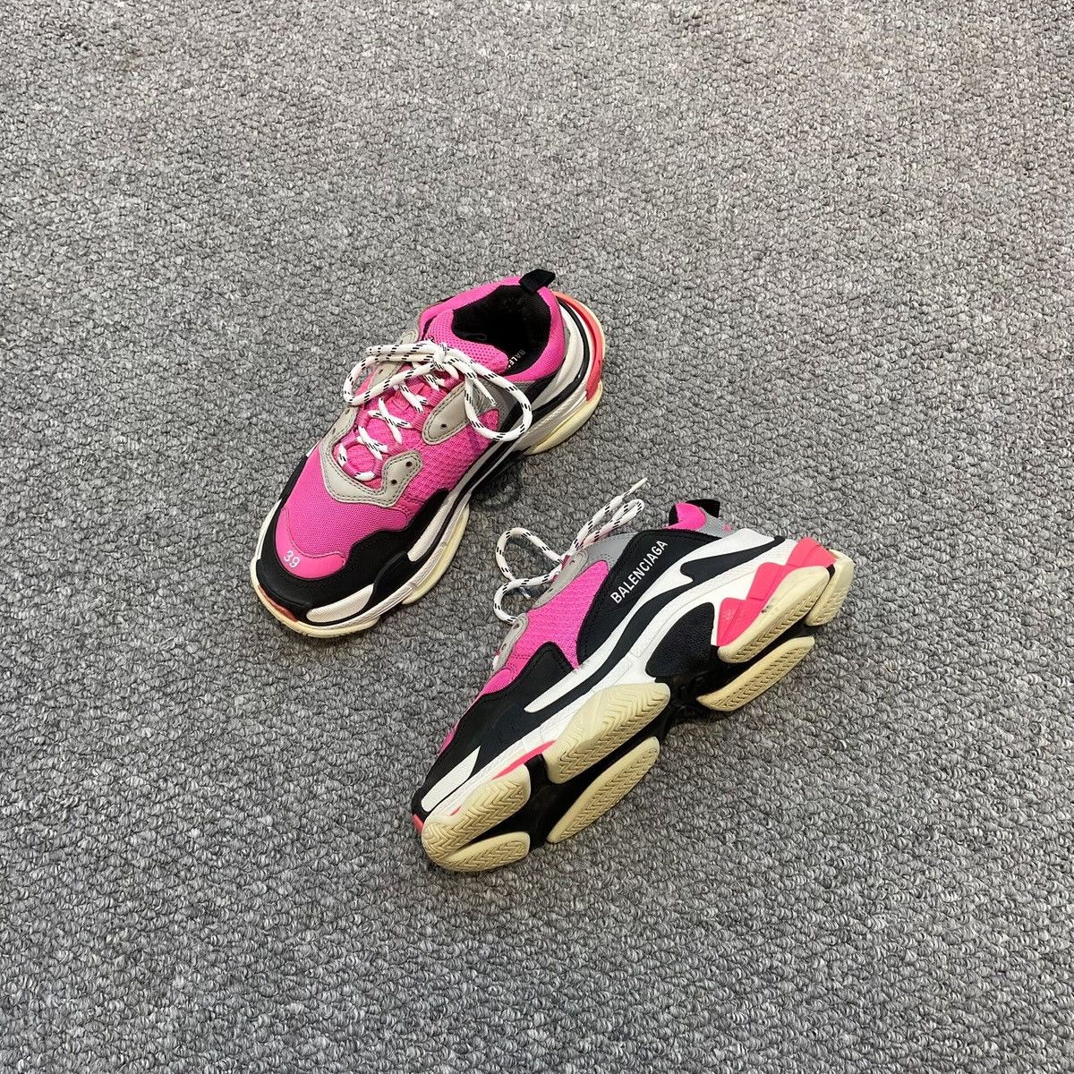 Balenciaga Balenciaga Triple S low-top chunky sneakers Size US 9 / IT 39 - 2 Thumbnail