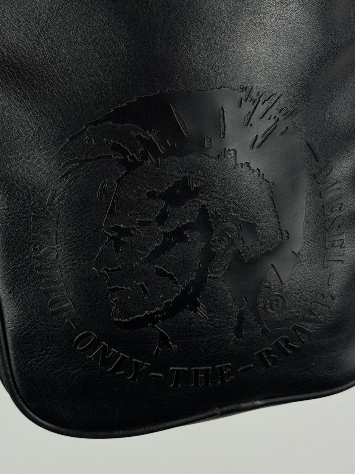 Diesel Vintage Diesel Faux Leather Messenger Bag Black Y2K Size ONE SIZE - 3 Thumbnail