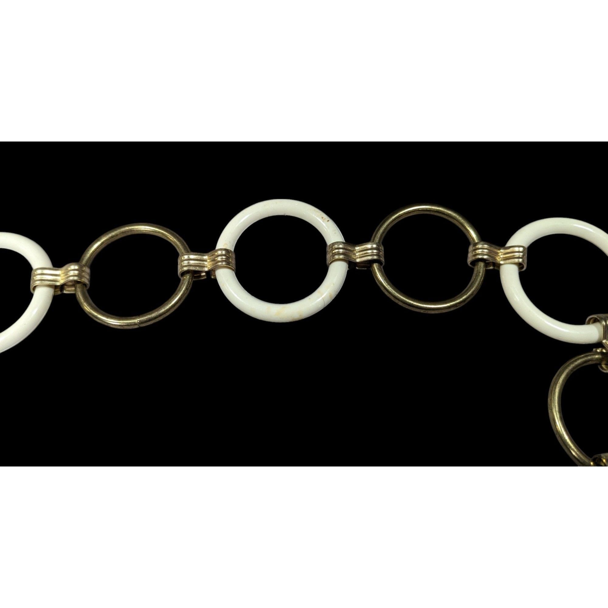 Other Retro Hippie Floral Chunky White And Gold Tone Ring Necklace Size ONE SIZE - 7 Thumbnail