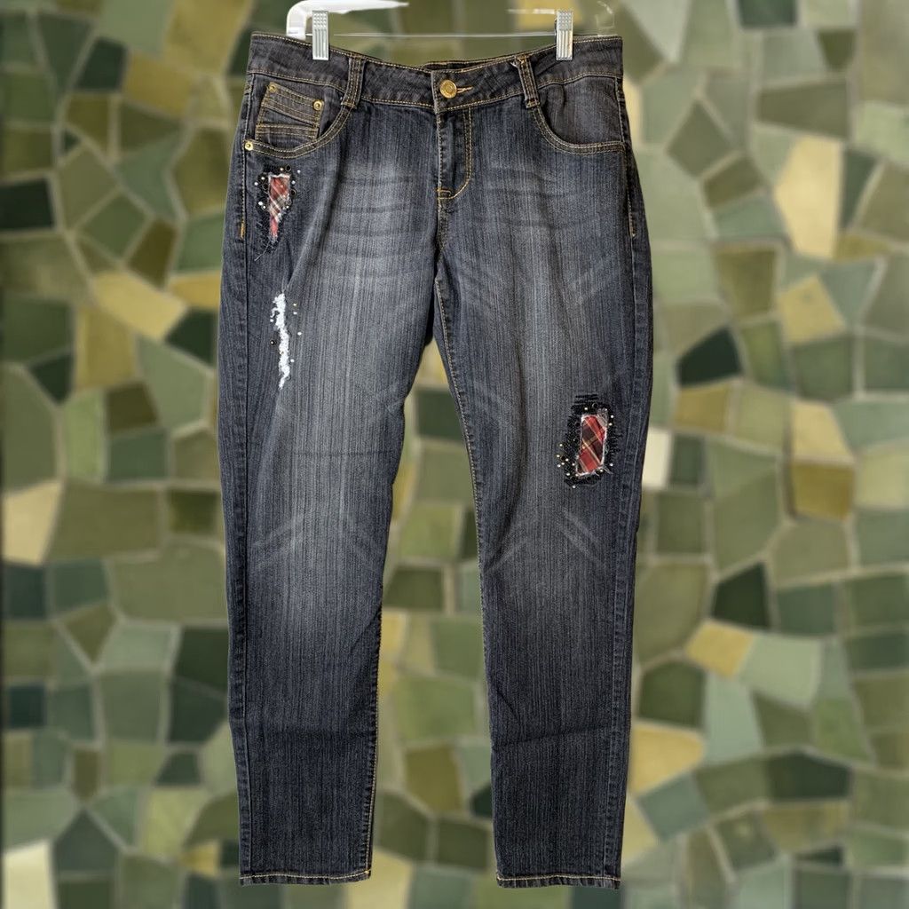 Southpole VINTAGE Southpole Jeans Womens 11 Blue Boho Y2K Bling Patches Embroidered Pockets Size 32" / US 10 / IT 46 - 1 Thumbnail
