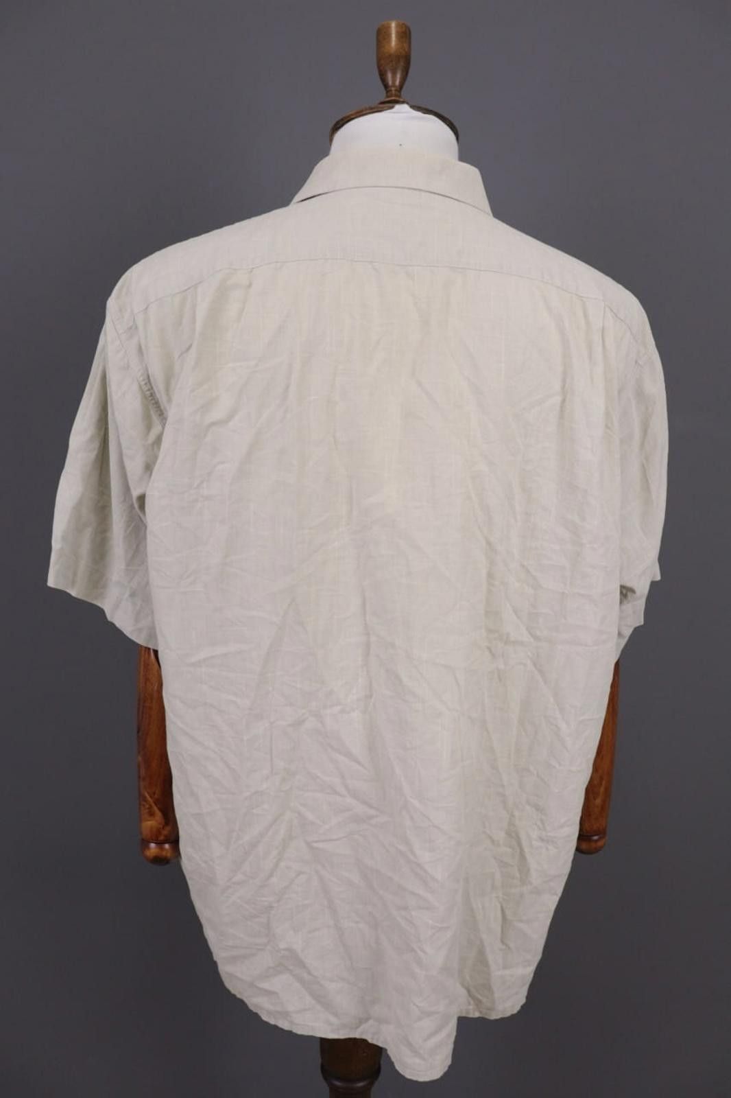 Guy Laroche Vintage Guy Laroche Paris Beige Button Down Shirt Size 44 Size US M / EU 48-50 / 2 - 11 Thumbnail