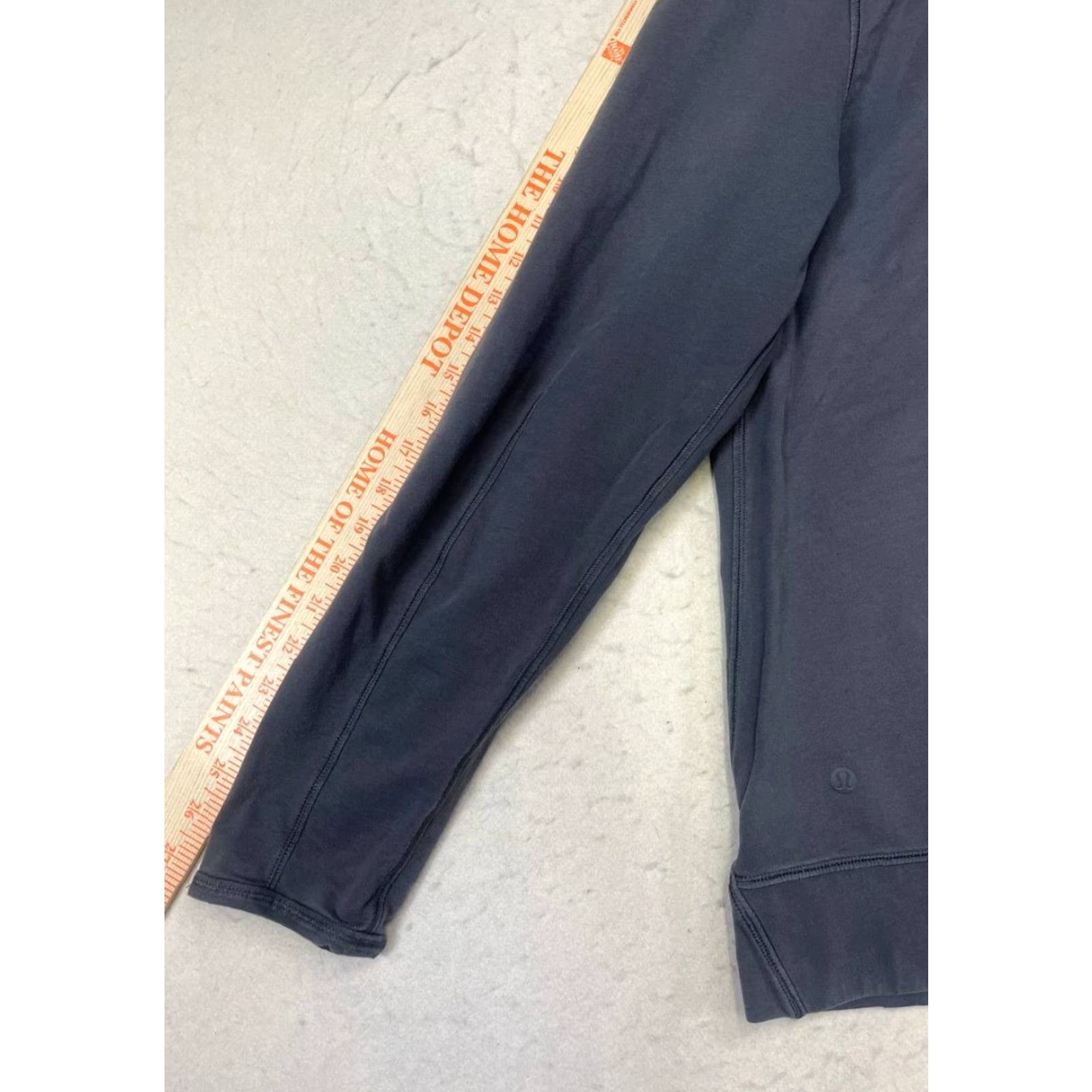 Lululemon Lululemon Shift Jacket Full Zip Performance Sweater Sweatshirt Men's L Size Gray Size US L / EU 52-54 / 3 - 3 Thumbnail