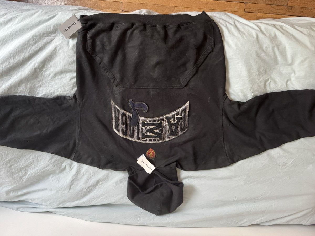 Balenciaga Balenciaga graffiti hoodie Size US L / EU 52-54 / 3 - 3 Thumbnail