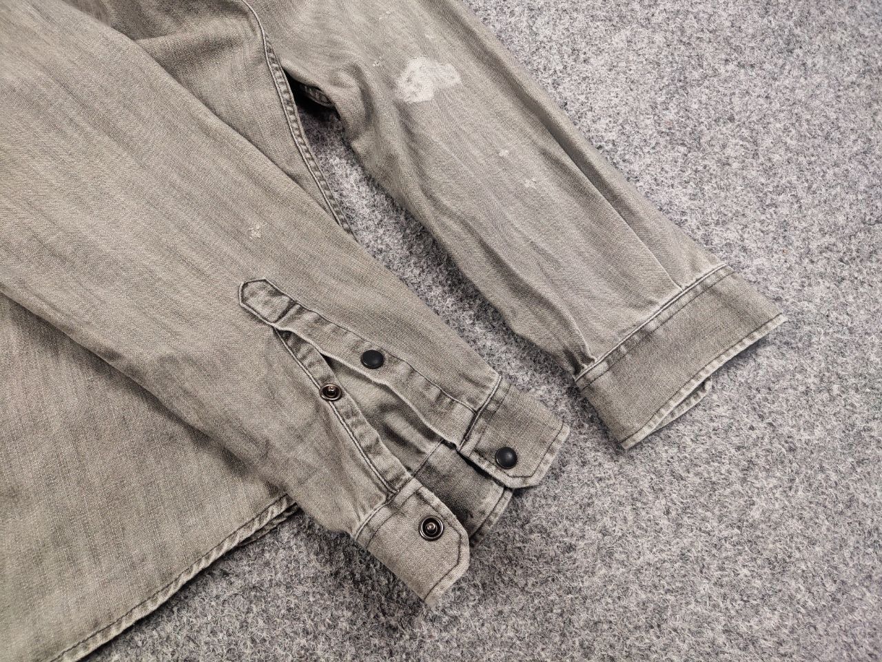 The Kooples The Kooples Jeans Fitted Distressed Button Denim Shirt Size US M / EU 48-50 / 2 - 14 Thumbnail