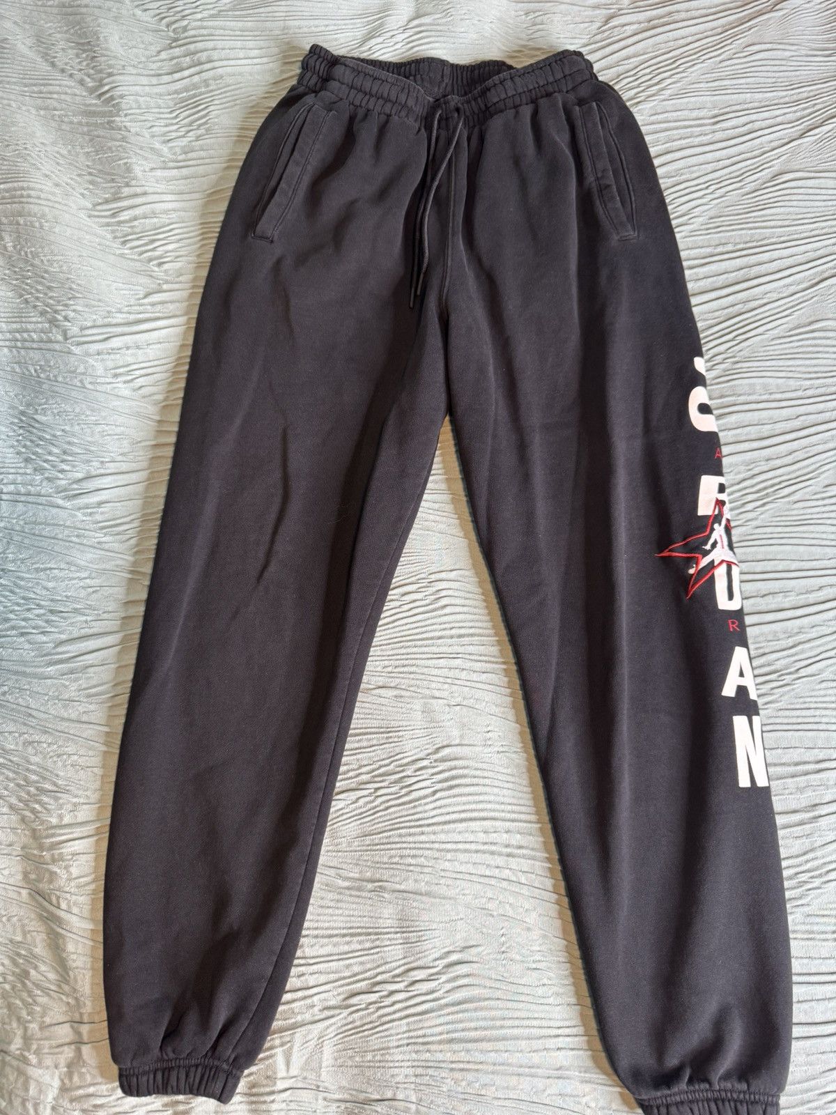 Jordan Brand Air Jordan “Black” Logo Sweatpants Size US 32 / EU 48 - 1 Thumbnail