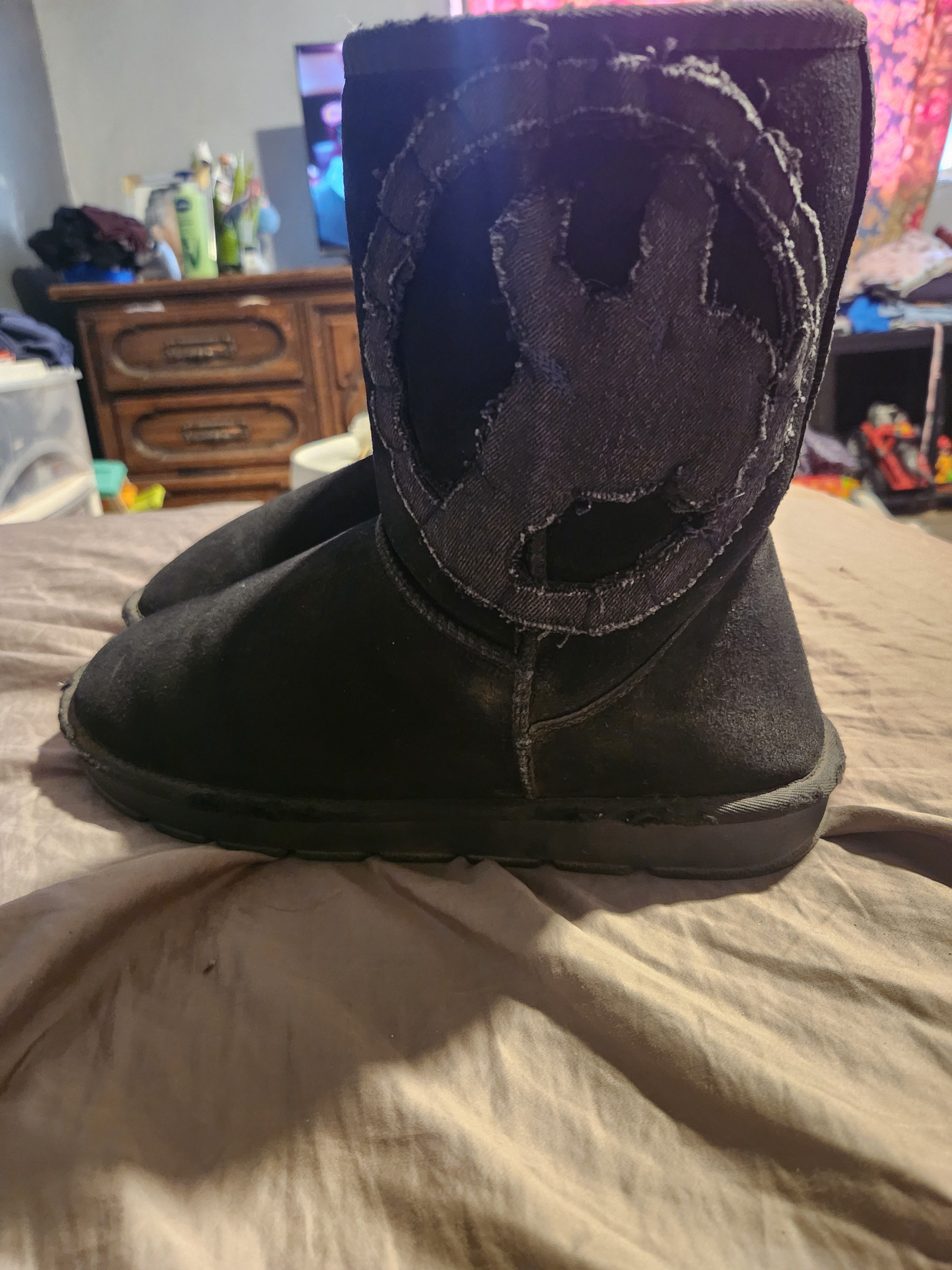 basketcase gallery Thumper UGGS Size US 12 / EU 45 - 2 Thumbnail