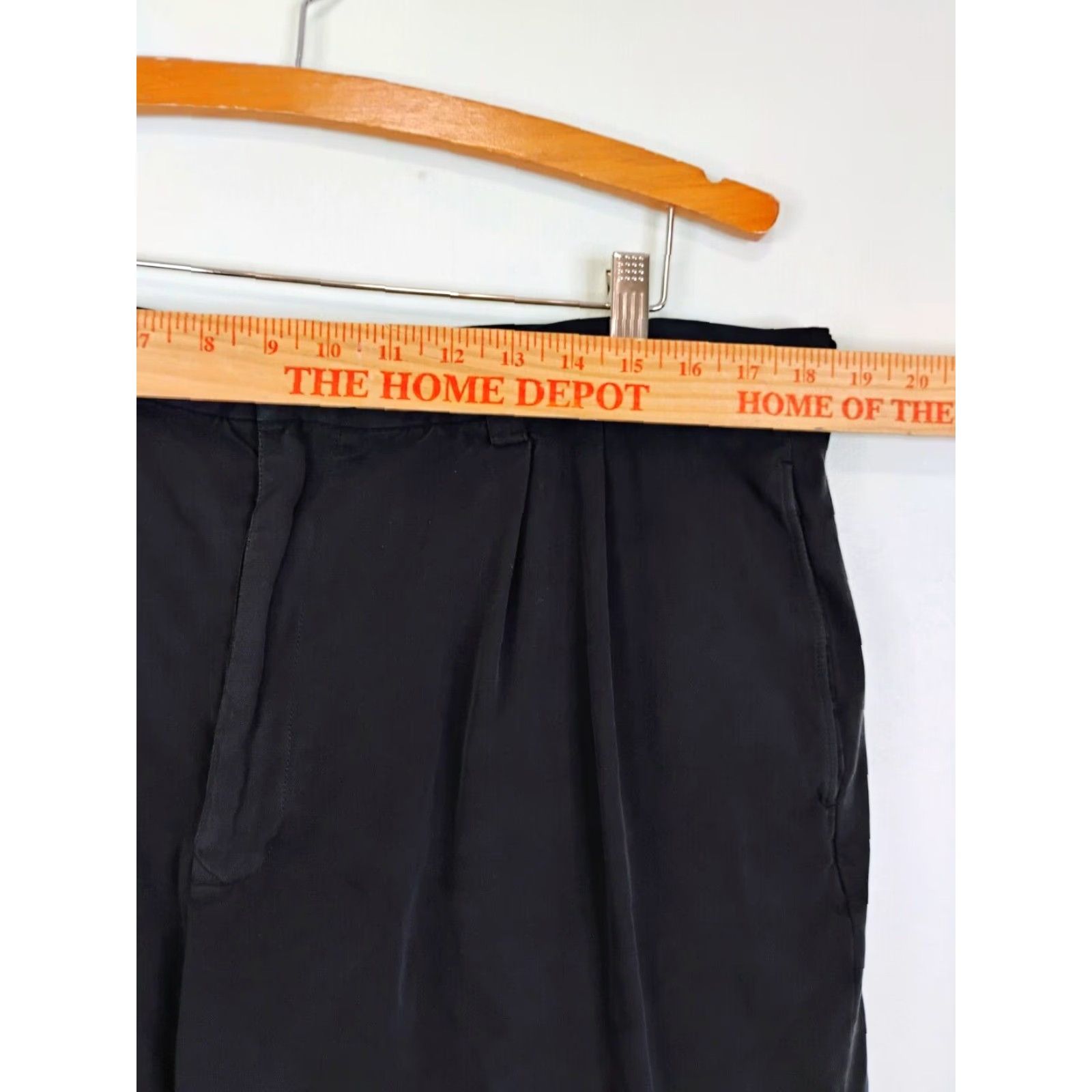 Tommy Bahama Tommy Bahama Relax 100% Silk Shorts Mens Chino Black 36 Relaxed Silk Shorts Beltless Zip Inseam 9in Casual Mens Size US 36 / EU 52 - 4 Thumbnail