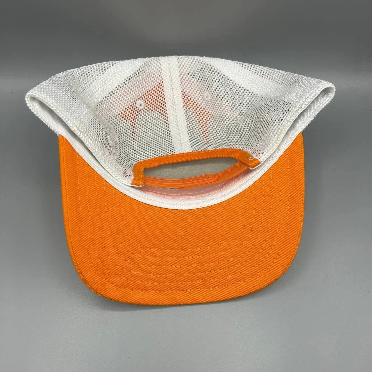 Top Of The World Tennessee Volunteers Trucker Hat Women S-M Snap Back Cap New Size ONE SIZE - 3 Thumbnail